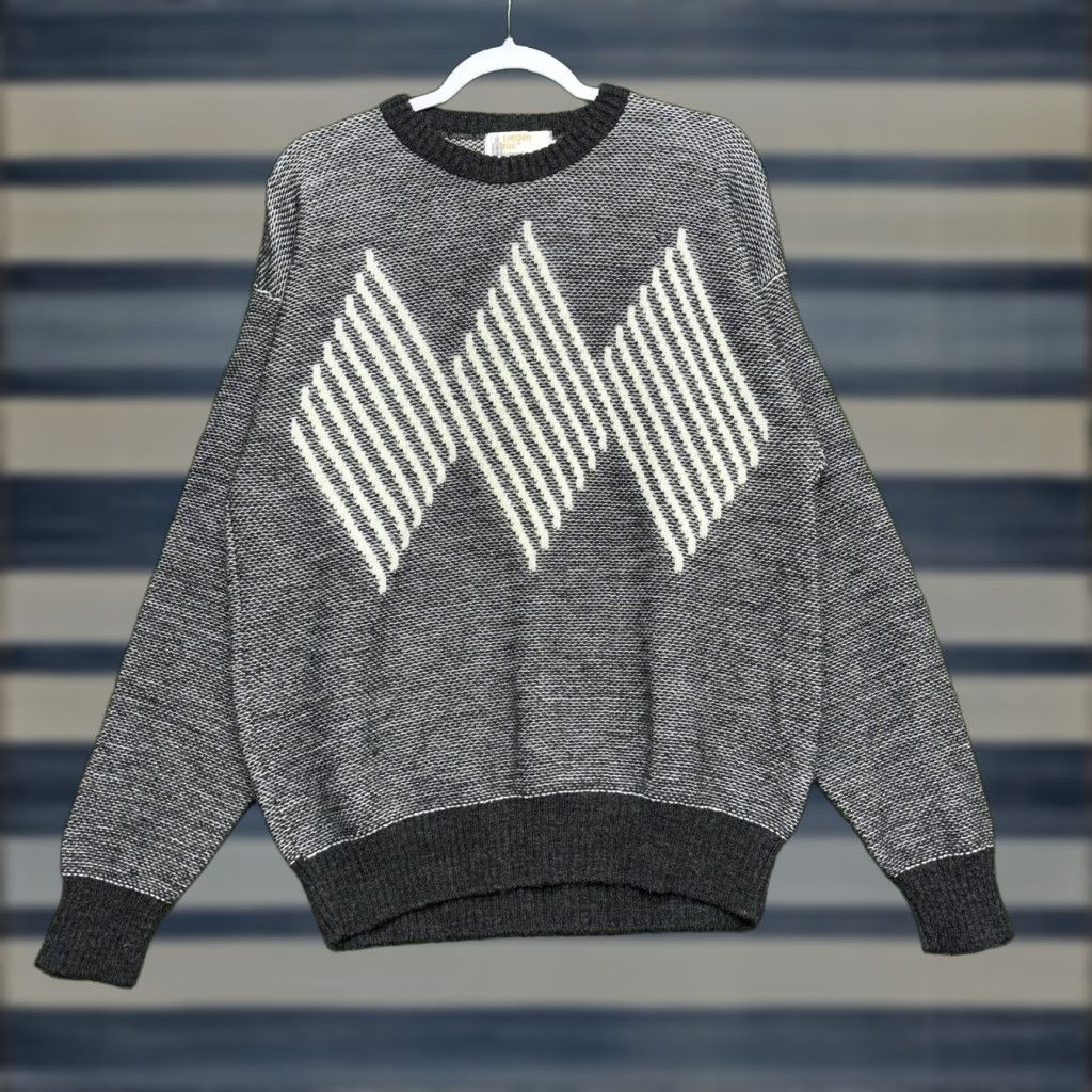 London Fog Vintage London Fog Sweater Mens Large Gray Black Knit Pullover Geometric USA 90s Size US L / EU 52-54 / 3 - 1 Thumbnail