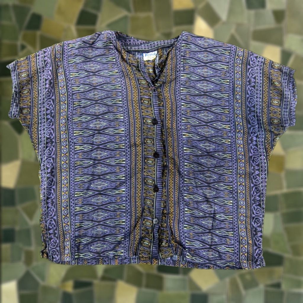 Vintage VINTAGE Yazdi Blouse Shirt Womens S-M Purple Batik Cap Sleeve Button Down 100% Rayon Size S / US 4 / IT 40 - 1 Thumbnail