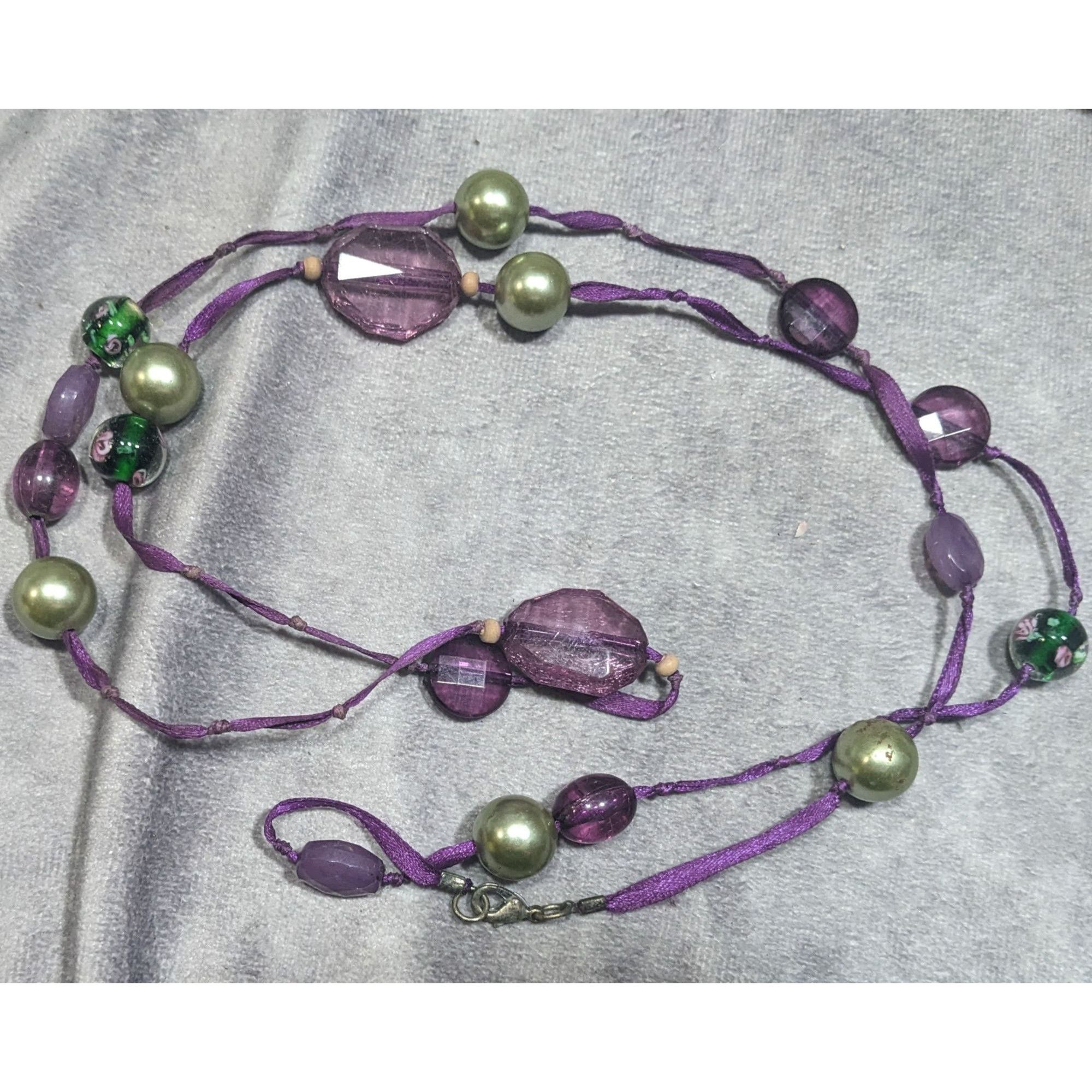 Other Whimsical Purple Beaded Ribbon Station Necklace Size ONE SIZE - 4 Thumbnail