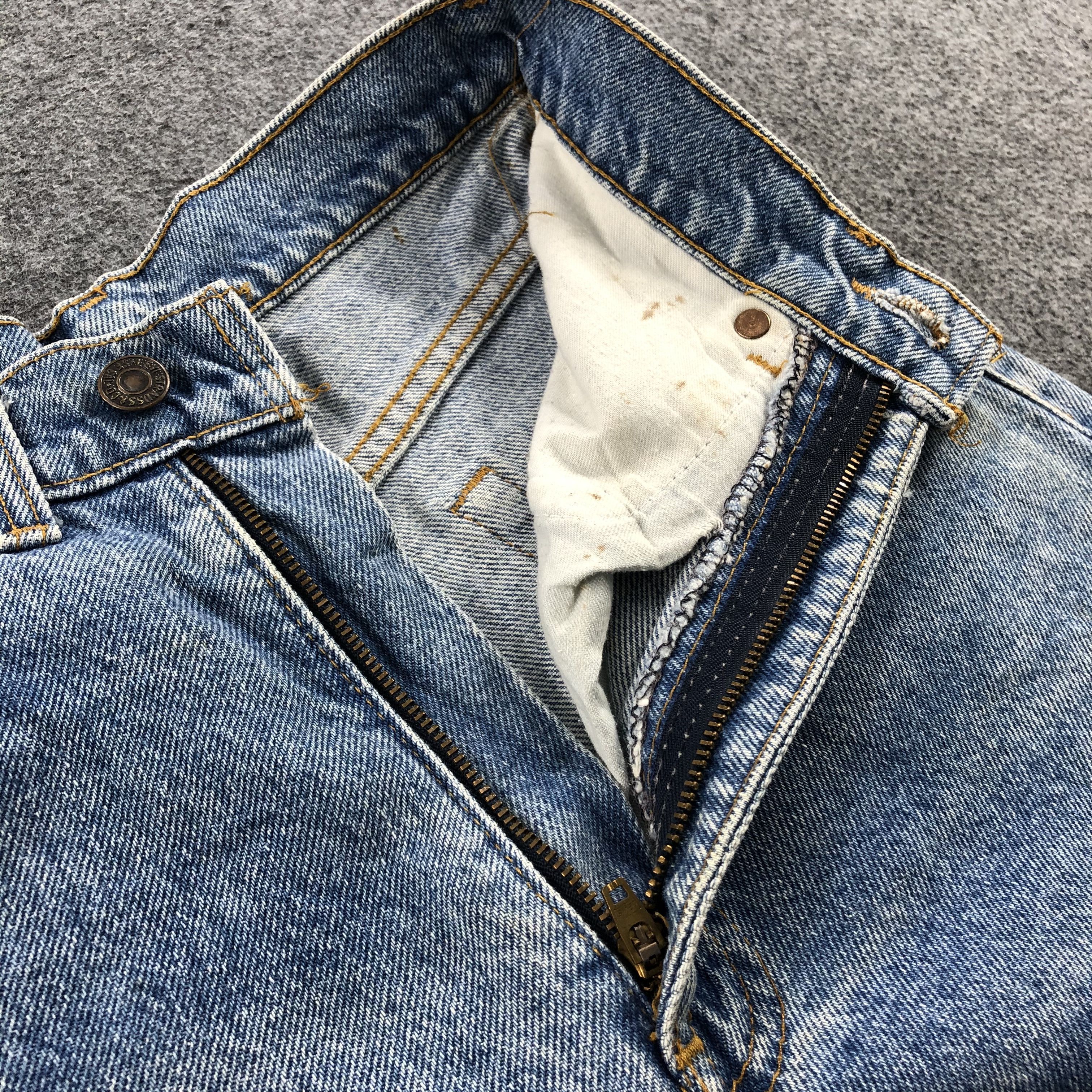 Levi's × Vintage Vintage 90s Blue Wash Levis 610 Jeans-JM1443 Size US 26 / EU 42 - 7 Thumbnail