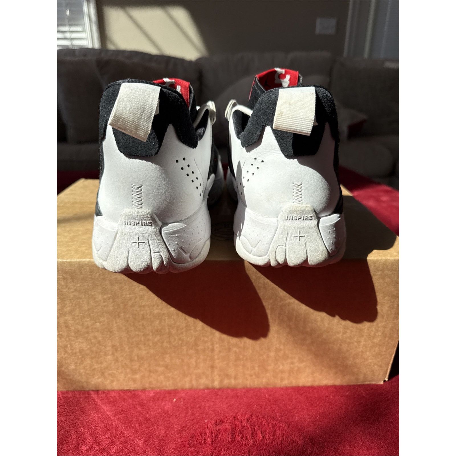 Jordan Brand Jordan Delta 2 Chicago Bulls Black White Red Low Top Size US 13 / EU 46 - 7 Thumbnail