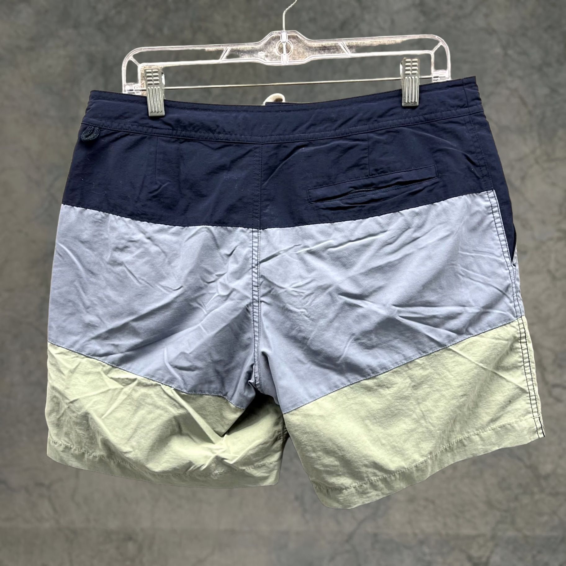 J.Crew VINTAGE J.CREW Shorts Men 32 Adult Blue Green Nylon Lined Swim Trunk Summer Bottom Mens 90s Size US 32 / EU 48 - 1 Thumbnail