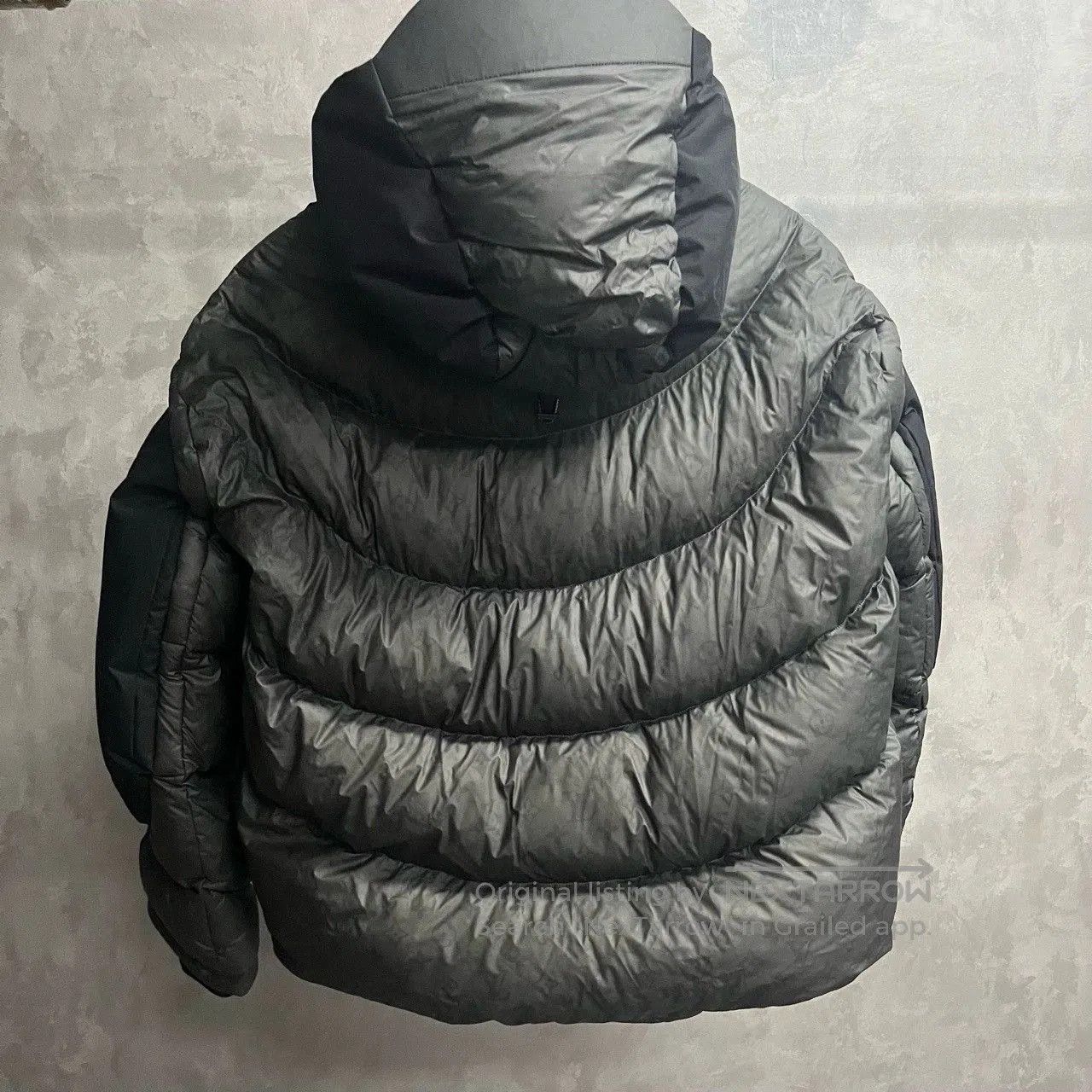 Louis Vuitton louis vuitton gray puffer jacket with hood. Size US L / EU 52-54 / 3 - 2 Thumbnail