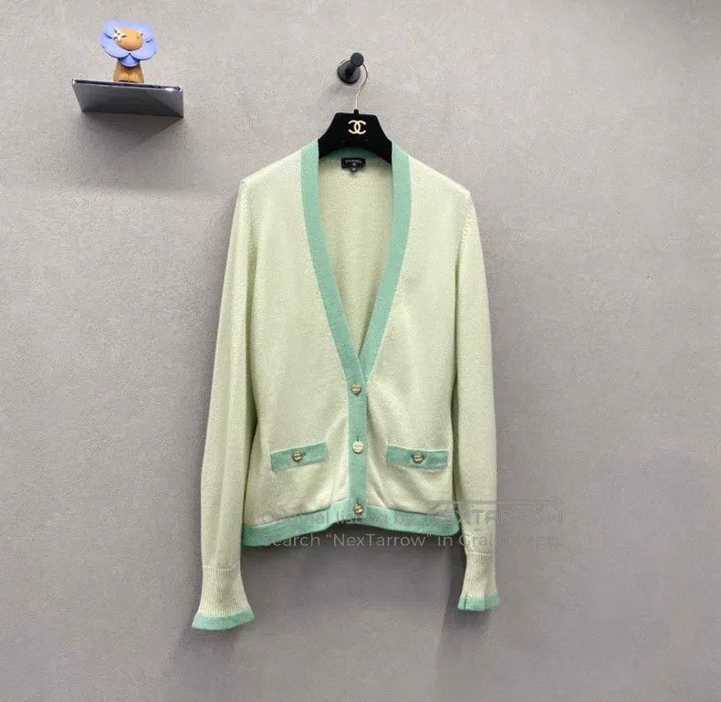 Chanel Chanel Light green knitted cardigan coat Size S / US 4 / IT 40 - 3 Thumbnail