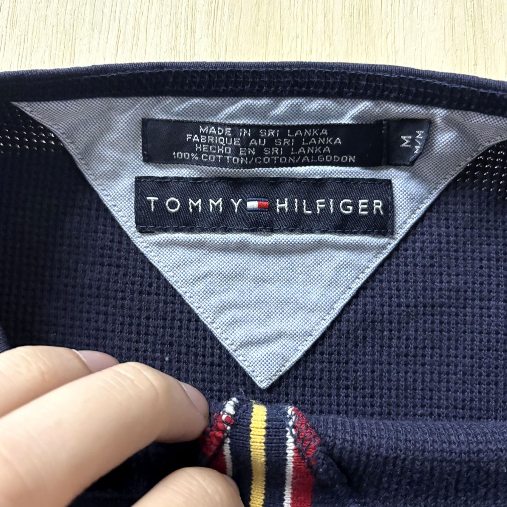 Tommy Hilfiger Tommy Hilfiger Sweater Mens Medium Navy Solid V Neck Thermal Knit Pullover Size US M / EU 48-50 / 2 - 2 Thumbnail