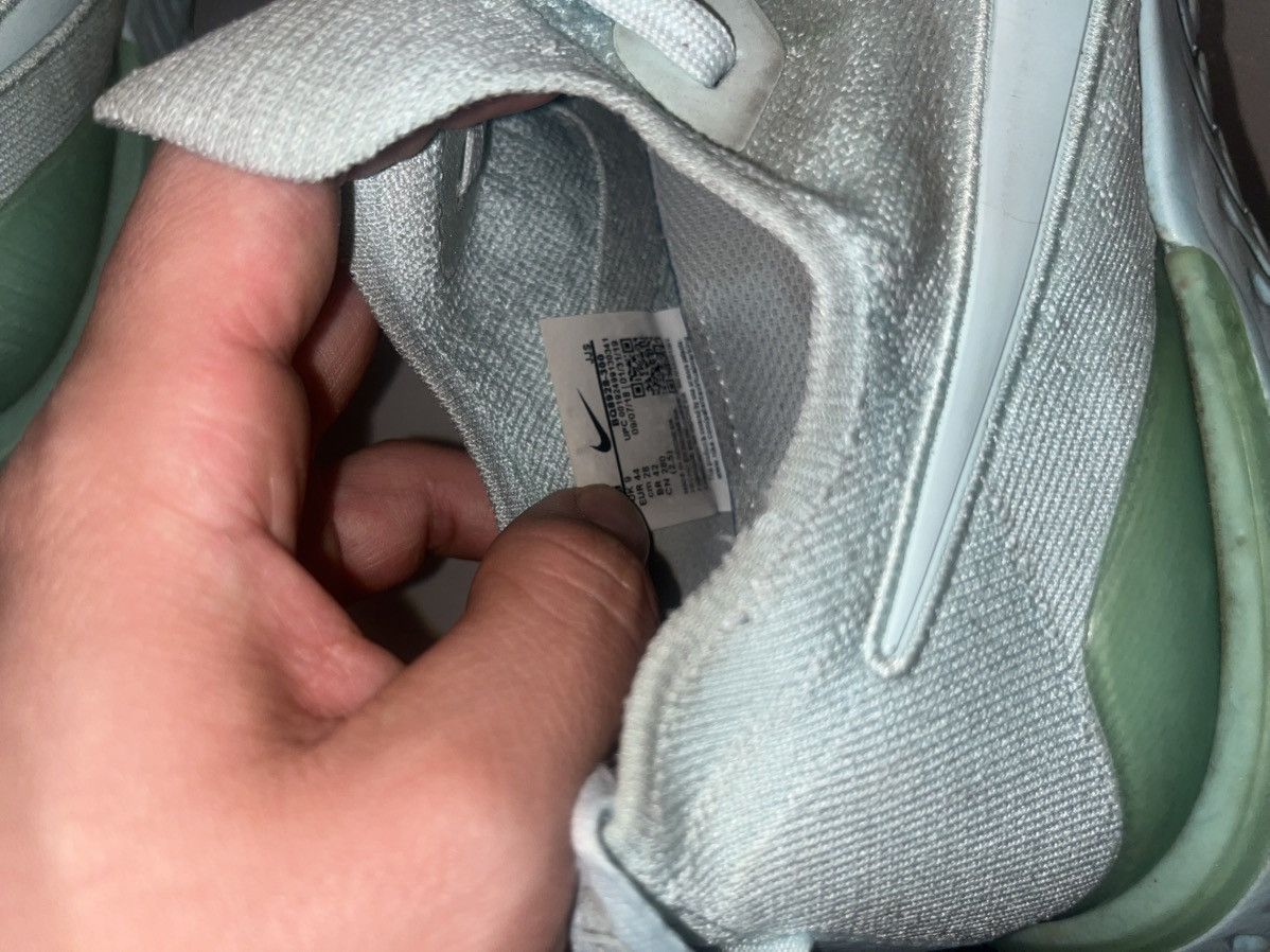 Nike Nike Flyknit Size US 10 / EU 43 - 6 Thumbnail