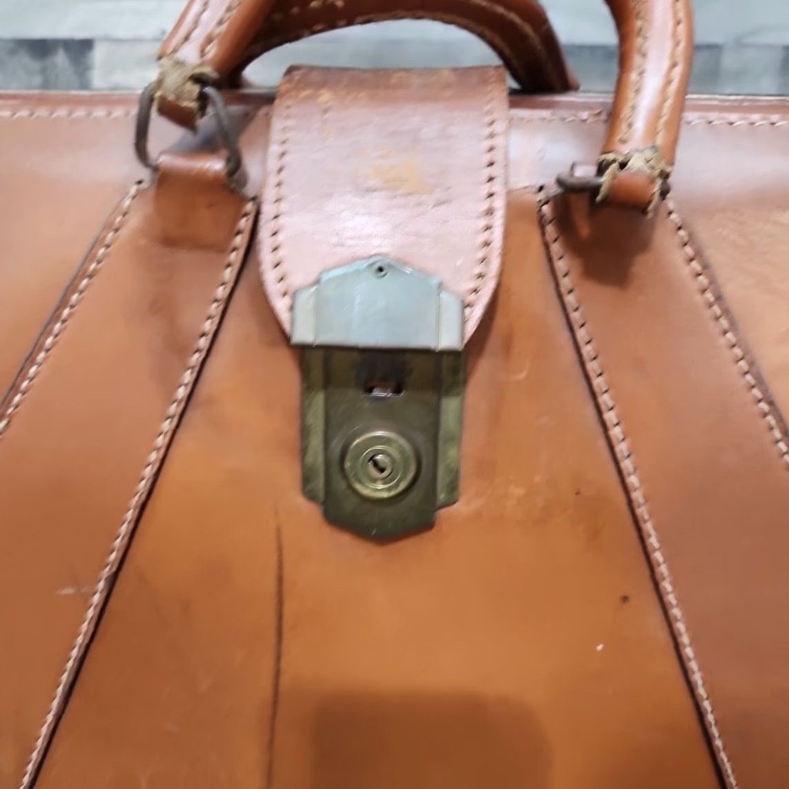 Document VINTAGE Rexbilt Briefcase Brown Leather Business Accessory Document Bag USA Men Women Unisex 1950s Size ONE SIZE - 3 Thumbnail