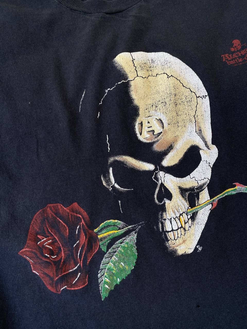 Alchemy Equipment × Band Tees × Vintage Vintage Alchemy Battle Dress 1980s Skull with Rose T-Shirt Size US XL / EU 56 / 4 - 7 Thumbnail