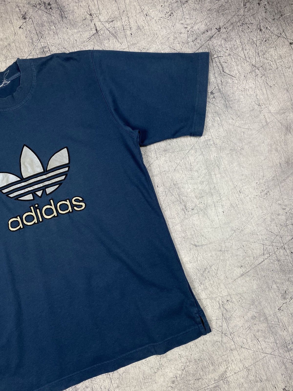 Adidas Vintage 90s Adidas Reflective Drill Big Logo Tee T Shirt Size US L / EU 52-54 / 3 - 5 Thumbnail