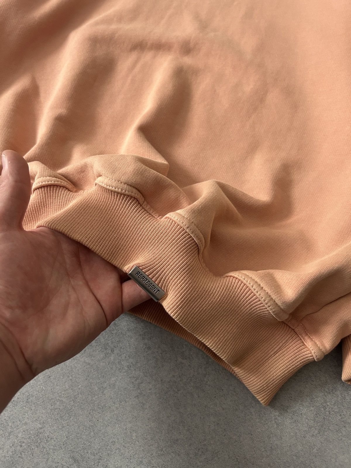 Represent Clo. Represent Peach Blanks Overs-sized baggy sweatshirt mens Size US M / EU 48-50 / 2 - 3 Thumbnail