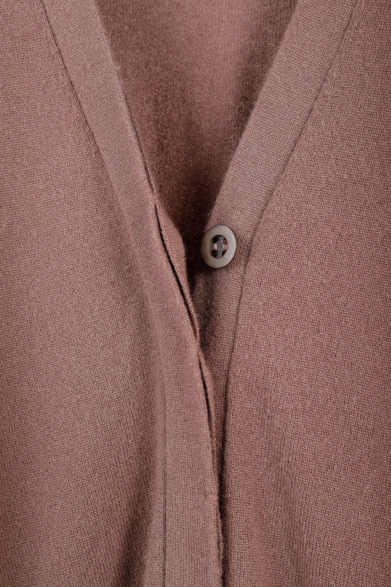 Brunello Cucinelli Brunello Cucinelli Dusty Rose Cashmere V-Neck Cardigan Size S / US 4 / IT 40 - 7 Thumbnail