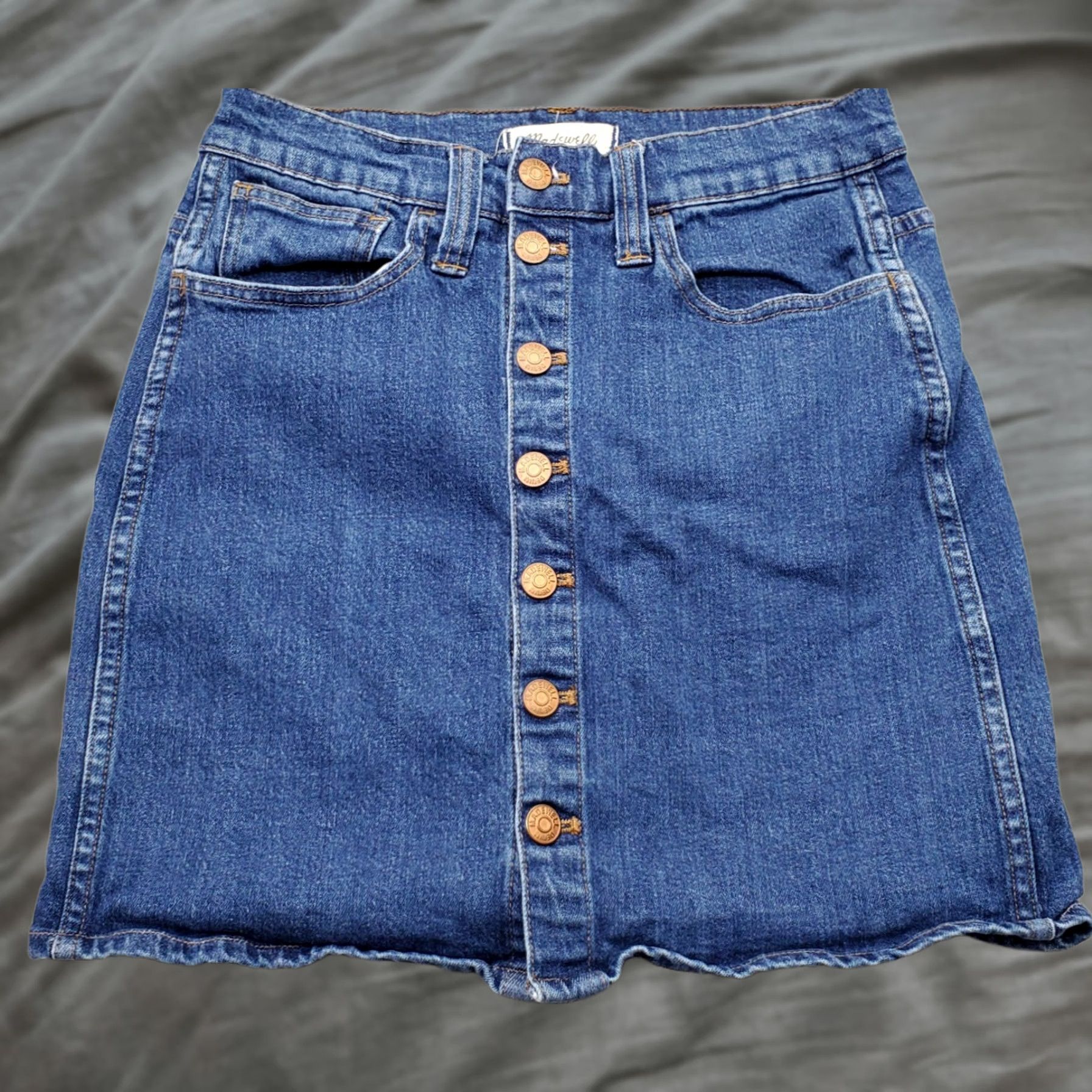 Madewell Madewell Womens Size 26 Blue Denim 5-Pockets Button Front Mini Skirt Short Casual Everyday Size 26" / US 2 / IT 38 - 1 Thumbnail