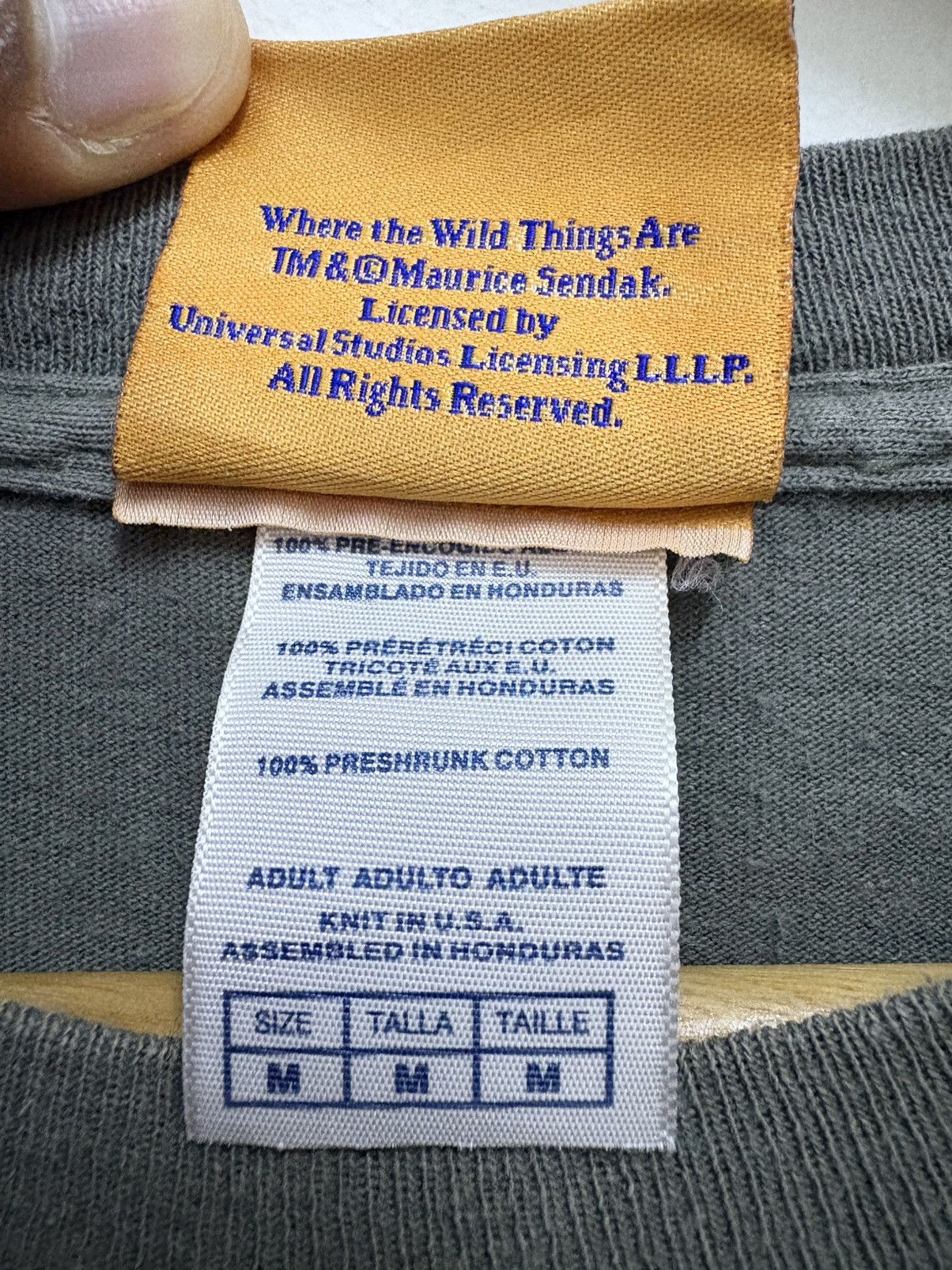 Vintage Vintage 90's Children Book Where the Wild Things Are T-Shirt Size US M / EU 48-50 / 2 - 9 Thumbnail