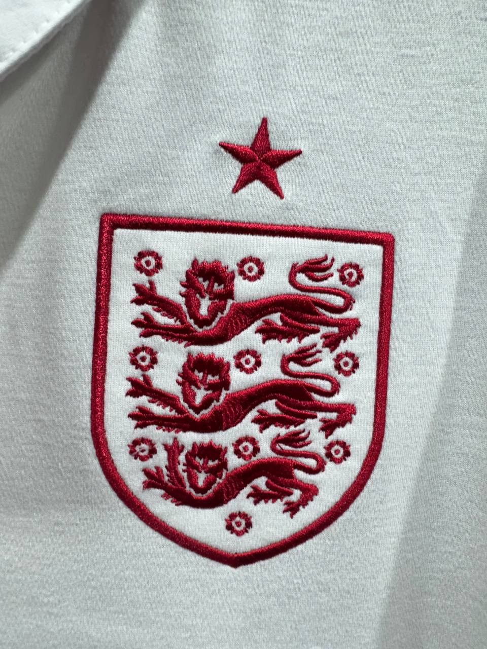 Umbro GASCOIGNE #19 ENGLAND Euro 2012 Home shirt Jersey UMBRO Size US XL / EU 56 / 4 - 3 Thumbnail
