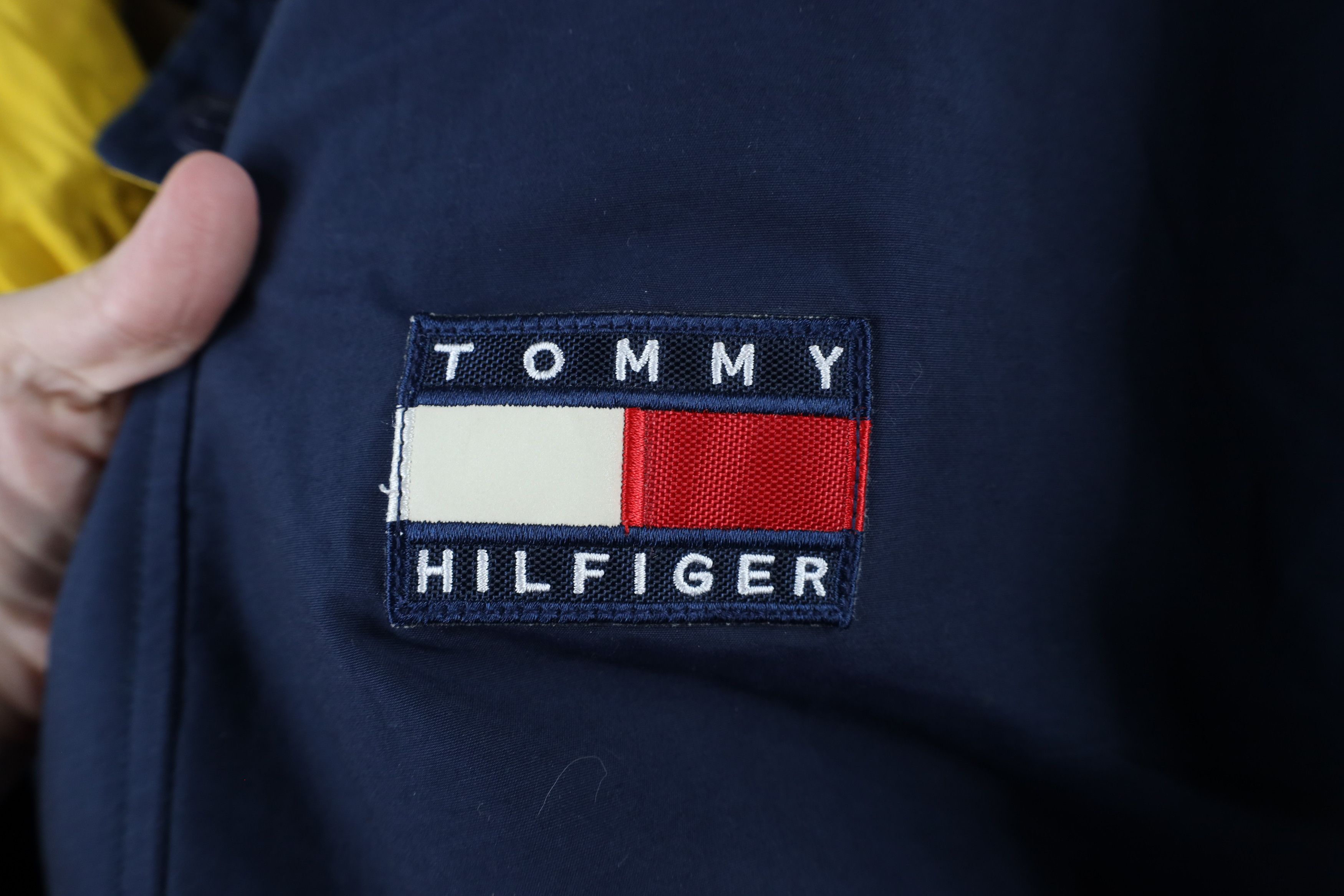 Tommy Hilfiger × Vintage Vintage 90s Tommy Hilfiger Ripstop Hooded Windbreaker Jacket Size US L / EU 52-54 / 3 - 5 Thumbnail