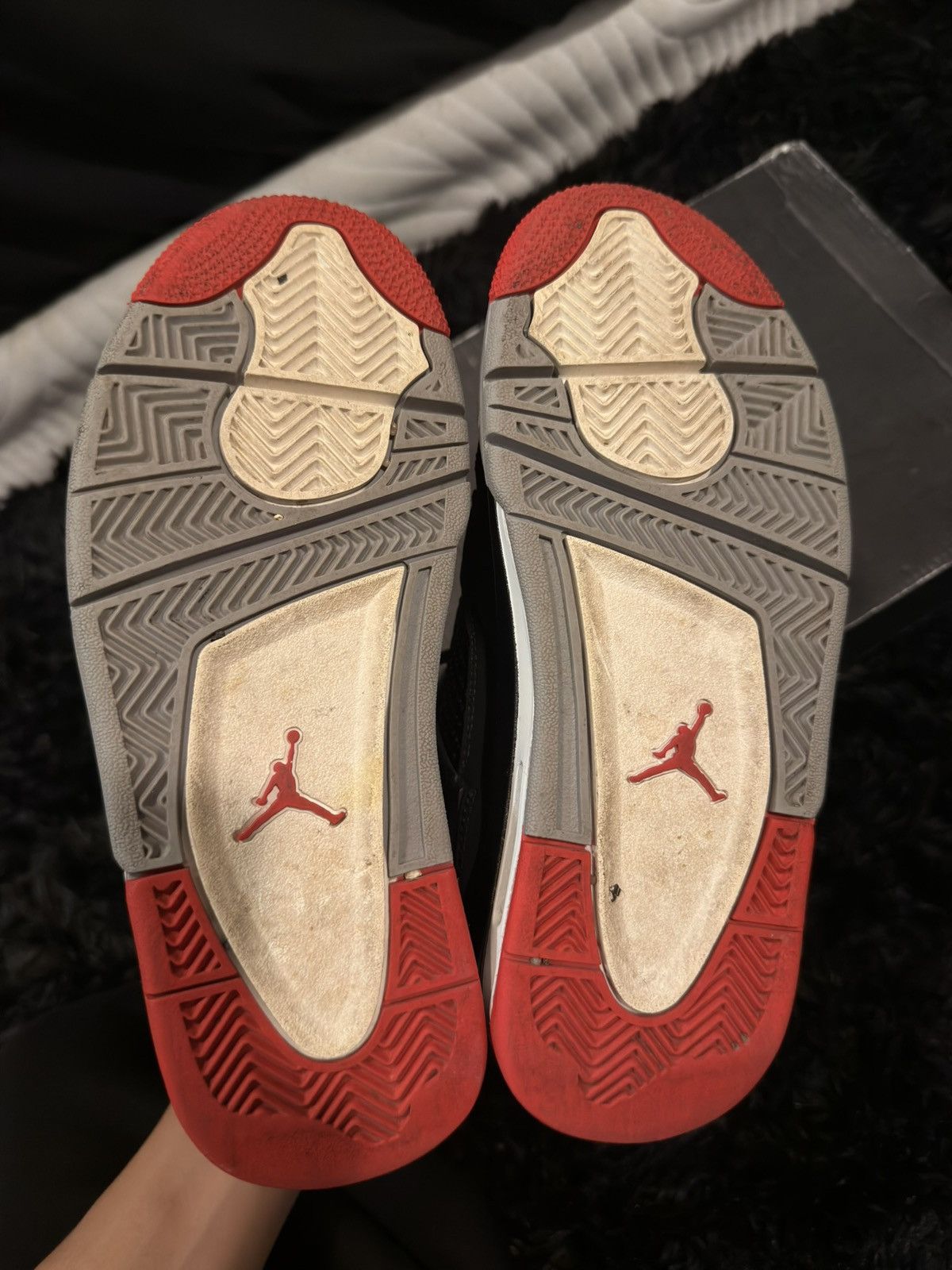 Jordan Brand Bred Jordan 4 GS Used Size 4 (2019) Size US 5.5 / IT 35.5 - 5 Thumbnail
