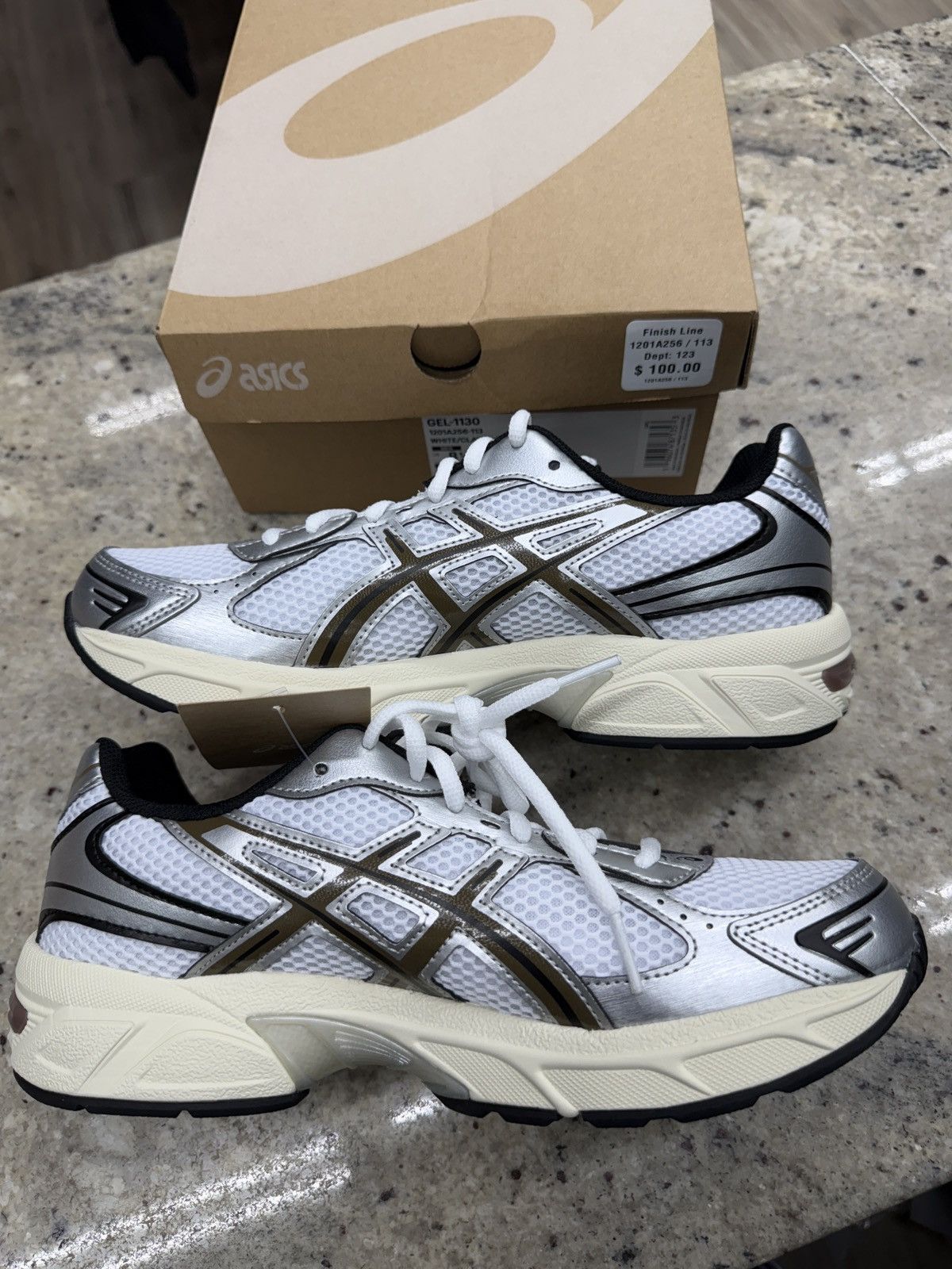 Asics ASIC 11-30 White/Clay Canyon Size US 8.5 / EU 41-42 - 2 Thumbnail