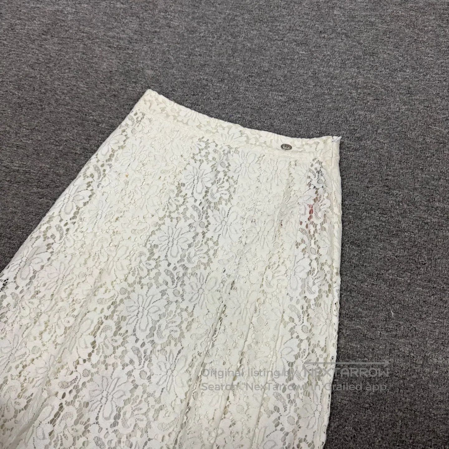 Chanel Chanel size s White floral lace mid-length skirt| Size 28" / US 6 / IT 42 - 3 Thumbnail