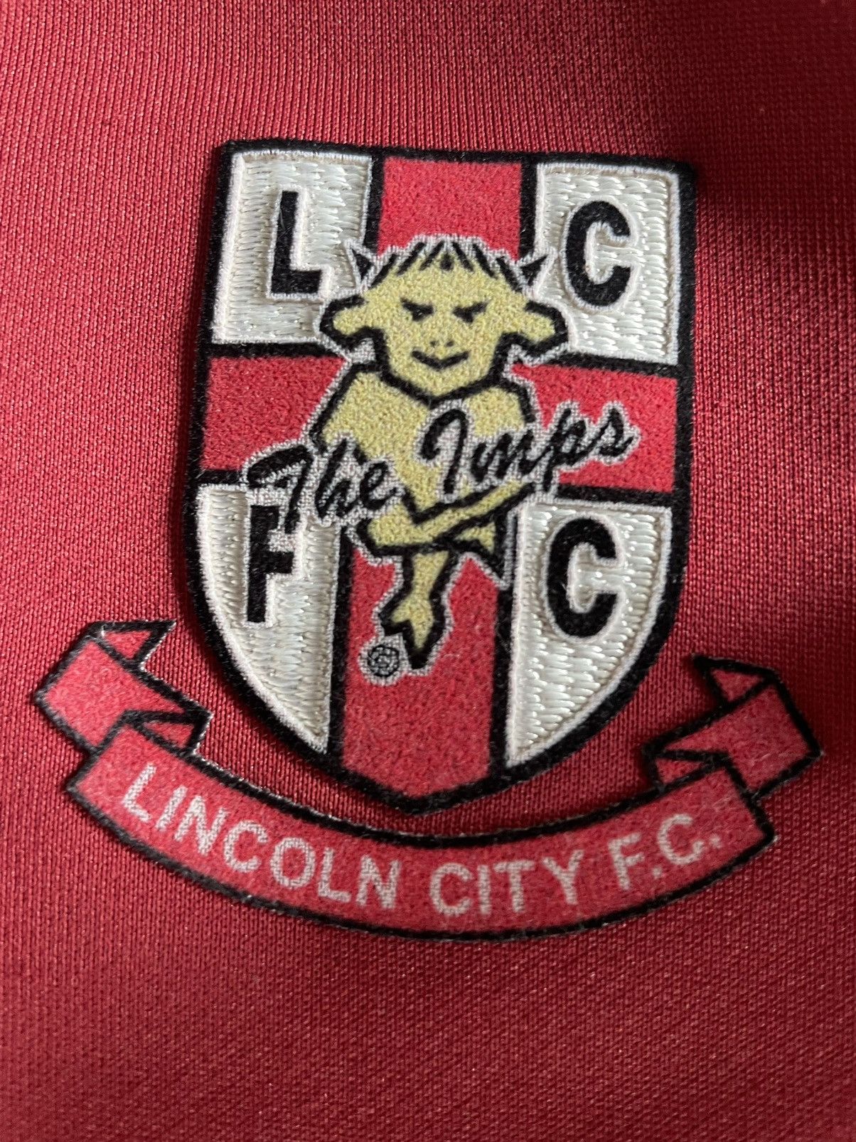 Umbro × Vintage Vintage Umbro Lincoln City Sweatshirt Football Jersey Y2K Size US L / EU 52-54 / 3 - 7 Thumbnail