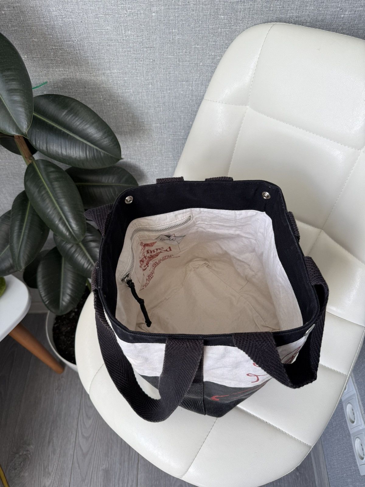 Vivienne Westwood Vivienne Westwood Women's Worker Small Runner Holdall Bag Size ONE SIZE - 20 Thumbnail
