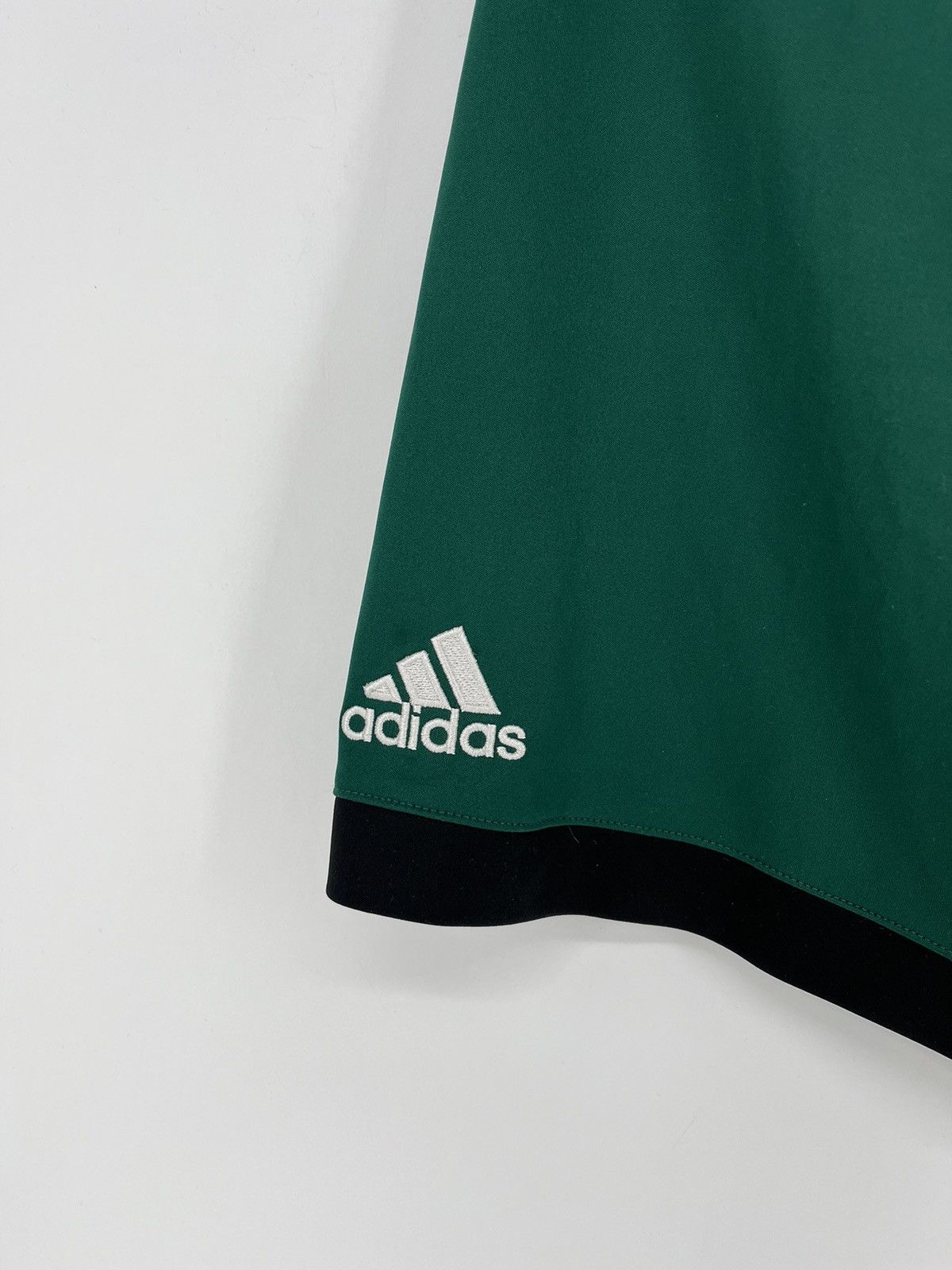Adidas × Vintage Vintage Adidas FC Shalke 04 Shorts Streetwear Size M Size US 32 / EU 48 - 6 Thumbnail