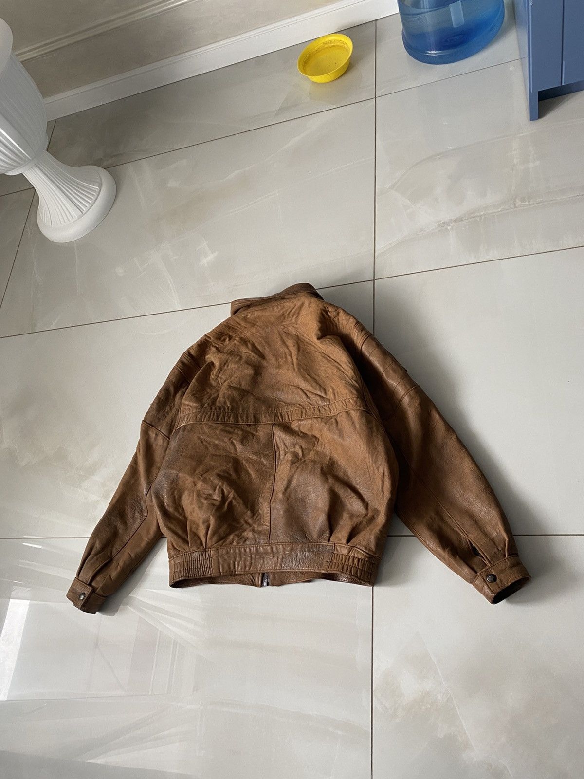 Genuine Leather Vintage Faded Leather Jacket Cropped Fit Made In England Size US M / EU 48-50 / 2 - 4 Thumbnail