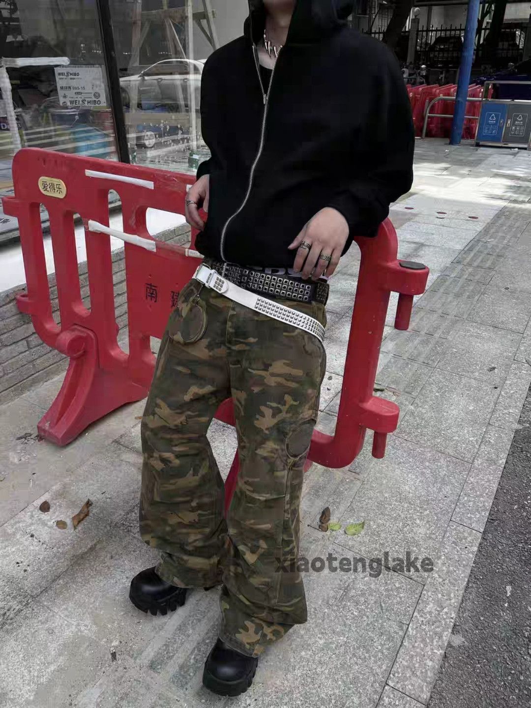 Designer × Japanese Brand × Vintage washed faded utility carpenter camo baggy cargo pants Size US 30 / EU 46 - 1 Thumbnail