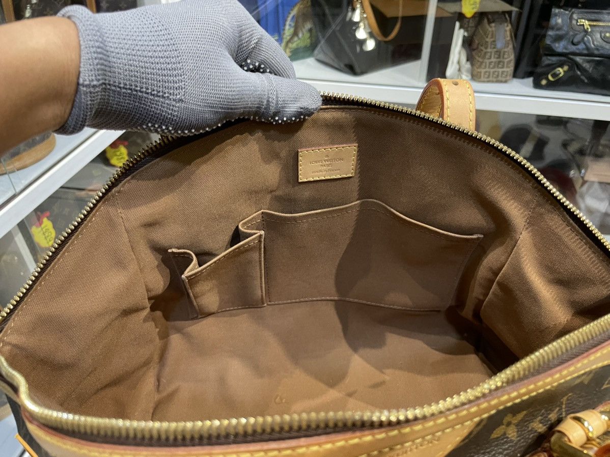 Louis Vuitton AUTHENTIC LOUIS VUITTON MONO TIVOLI GM BAG Size ONE SIZE - 21 Thumbnail