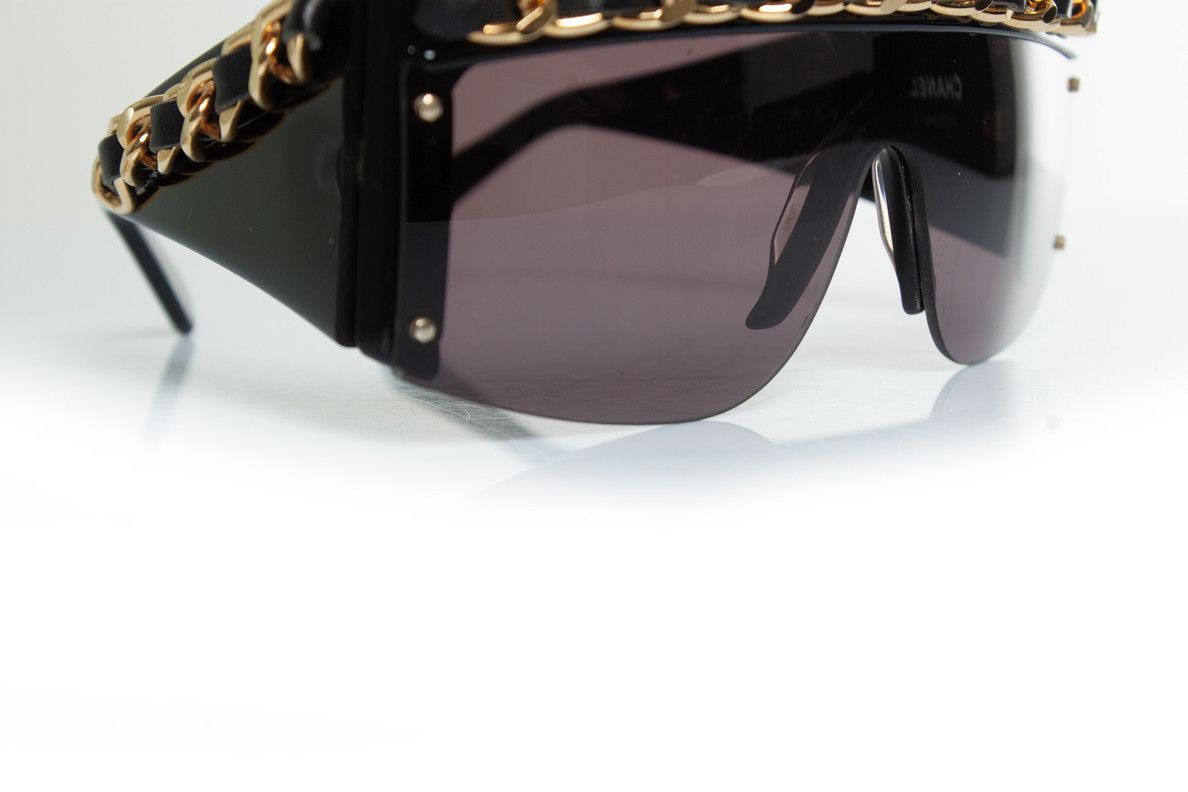 Chanel Chanel, vintage black chain sunglasses Size ONE SIZE - 8 Thumbnail