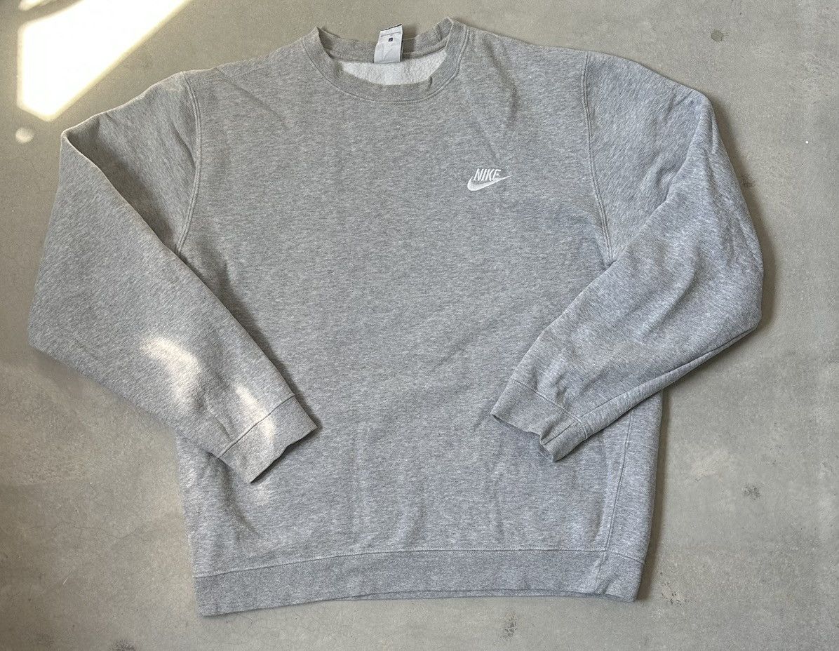 Nike VINTAGE Y2K NIKE DISTRESSED SWEATSHIRT Size US XL / EU 56 / 4 - 1 Thumbnail
