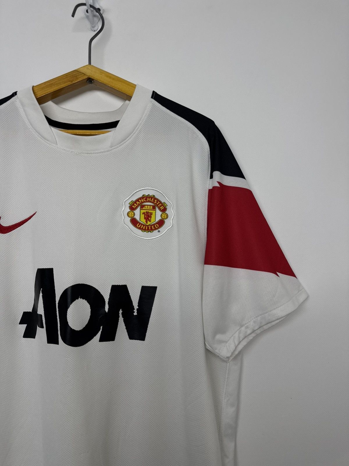 Nike Vintage Manchester United Nike Away Football Shirt Soccer Size US L / EU 52-54 / 3 - 5 Thumbnail