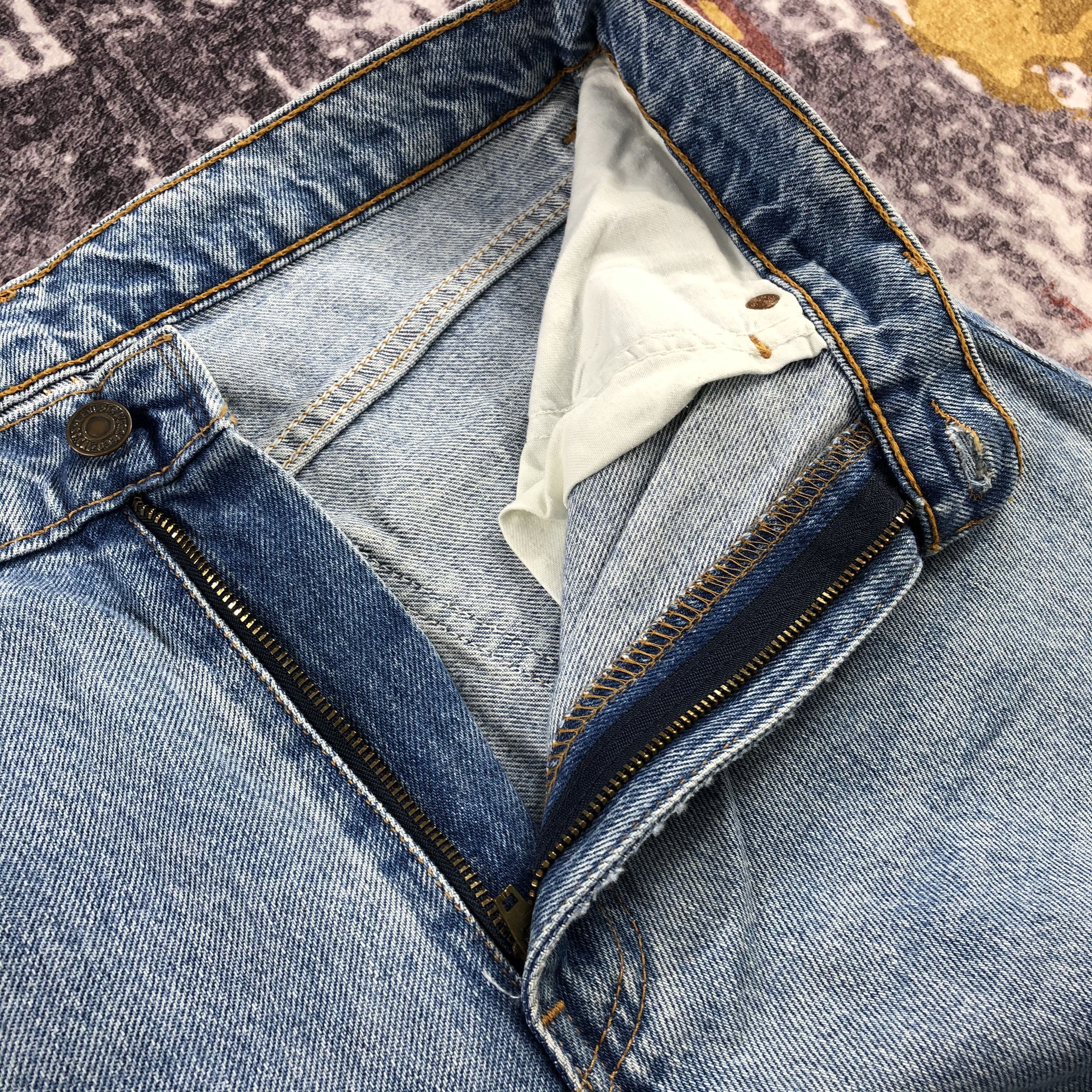 Levi's × Vintage 90s Vintage Light Wash Levis 607 Jeans-JM2294 Size US 31 - 7 Thumbnail