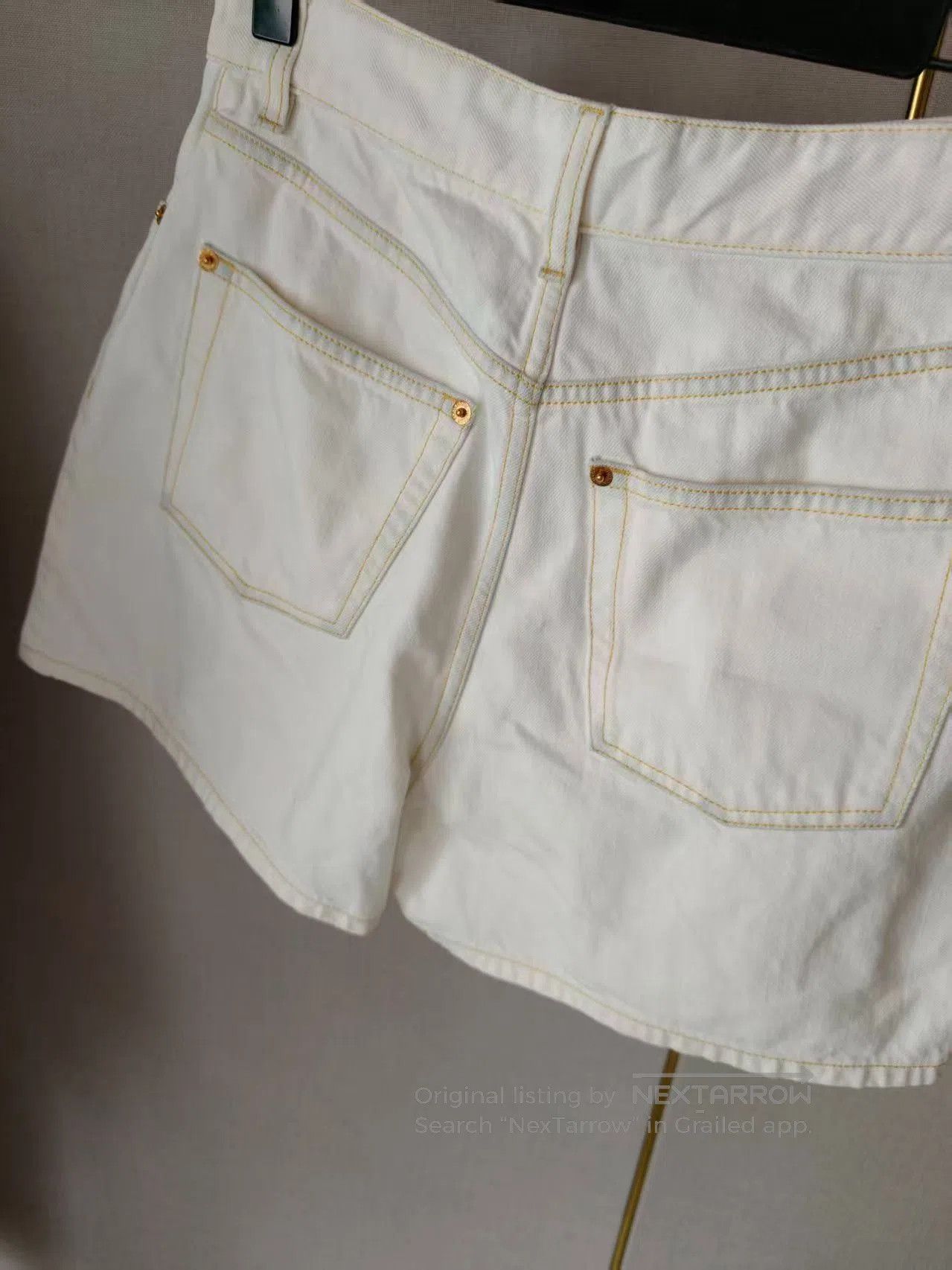Louis Vuitton LV Authentic Women's Shorts. Size 31" - 2 Thumbnail