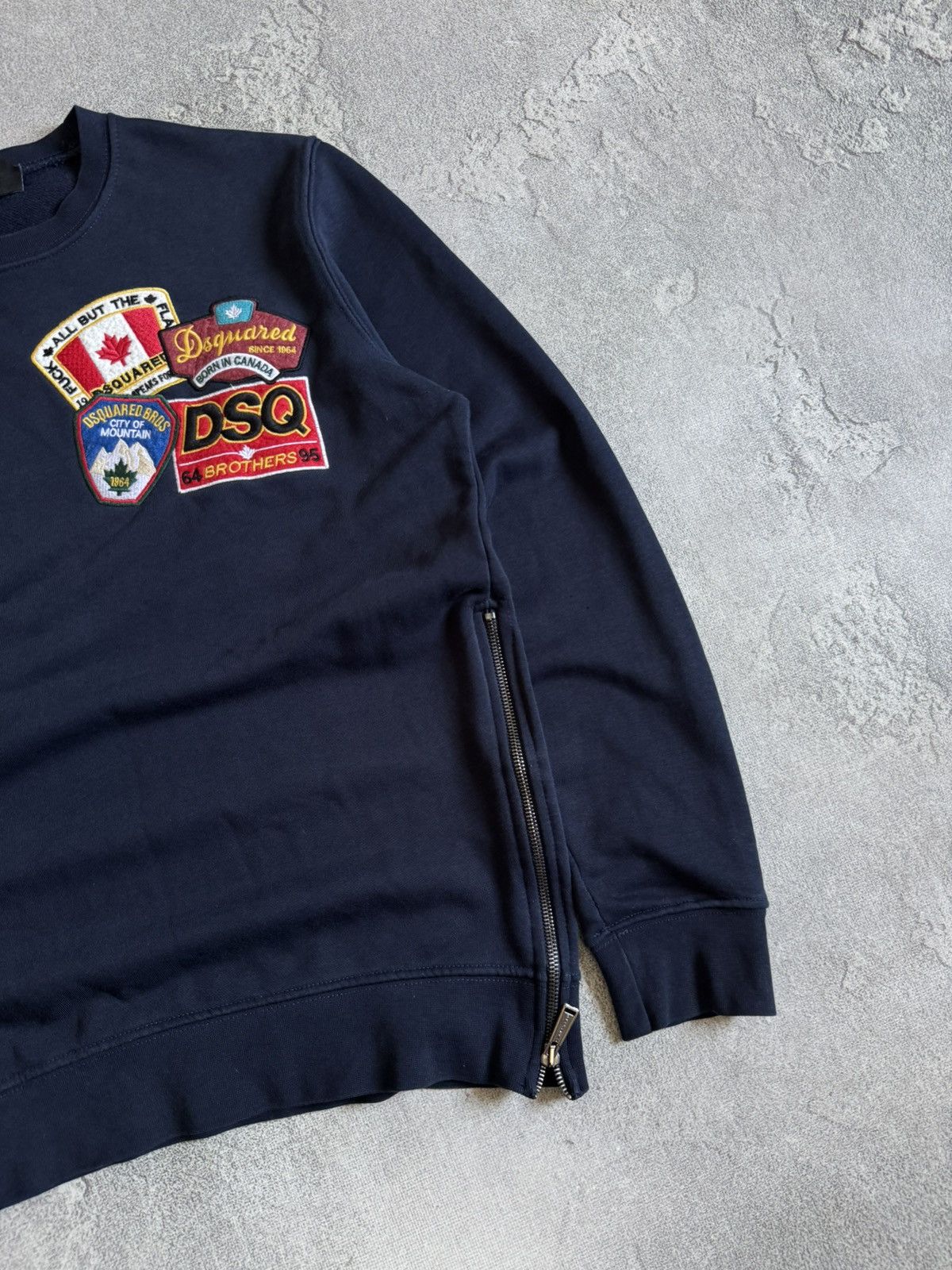 Dsquared2 Dsquared2 L/size big logo sweatshirts jumper pullover Y2K Size US L / EU 52-54 / 3 - 12 Thumbnail