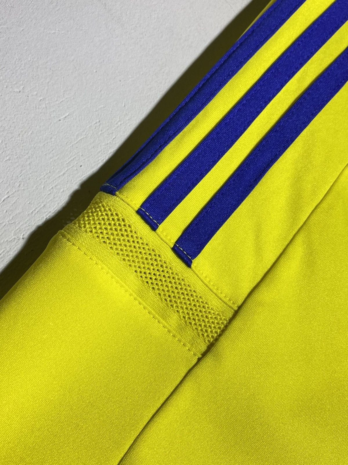 Adidas Adidas Chelsea FC 2014/15 Away Jersey Size US M / EU 48-50 / 2 - 6 Thumbnail