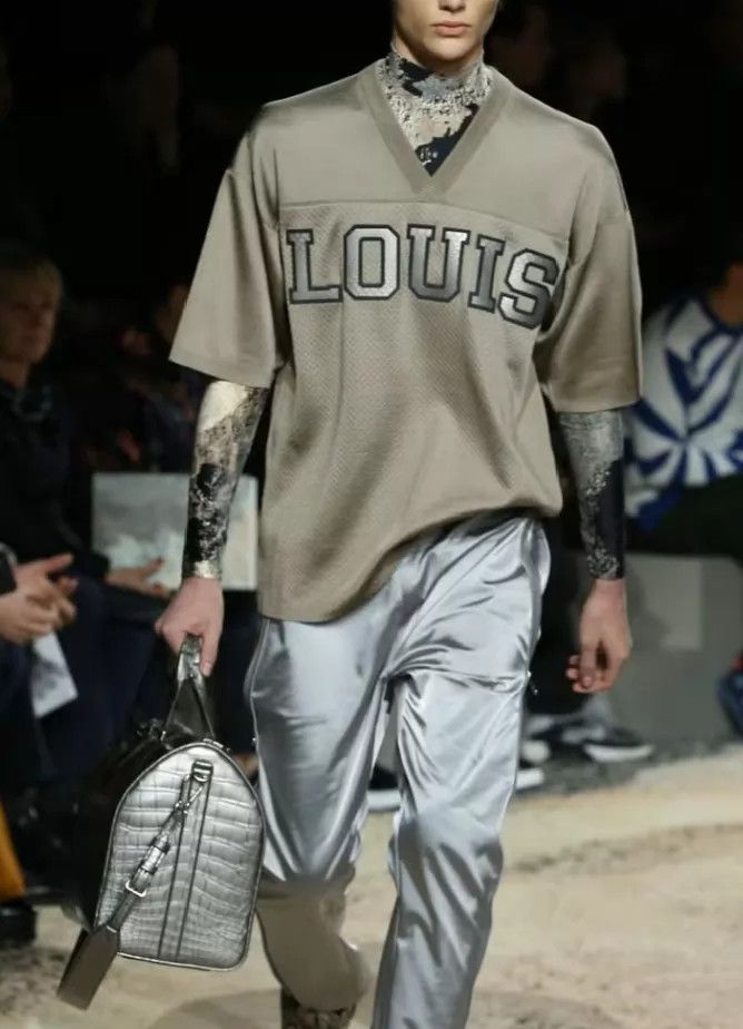 Louis Vuitton LV Gold Python Lettering Hockey Jersey Short Sleeve XL Size US XL / EU 56 / 4 - 8 Thumbnail