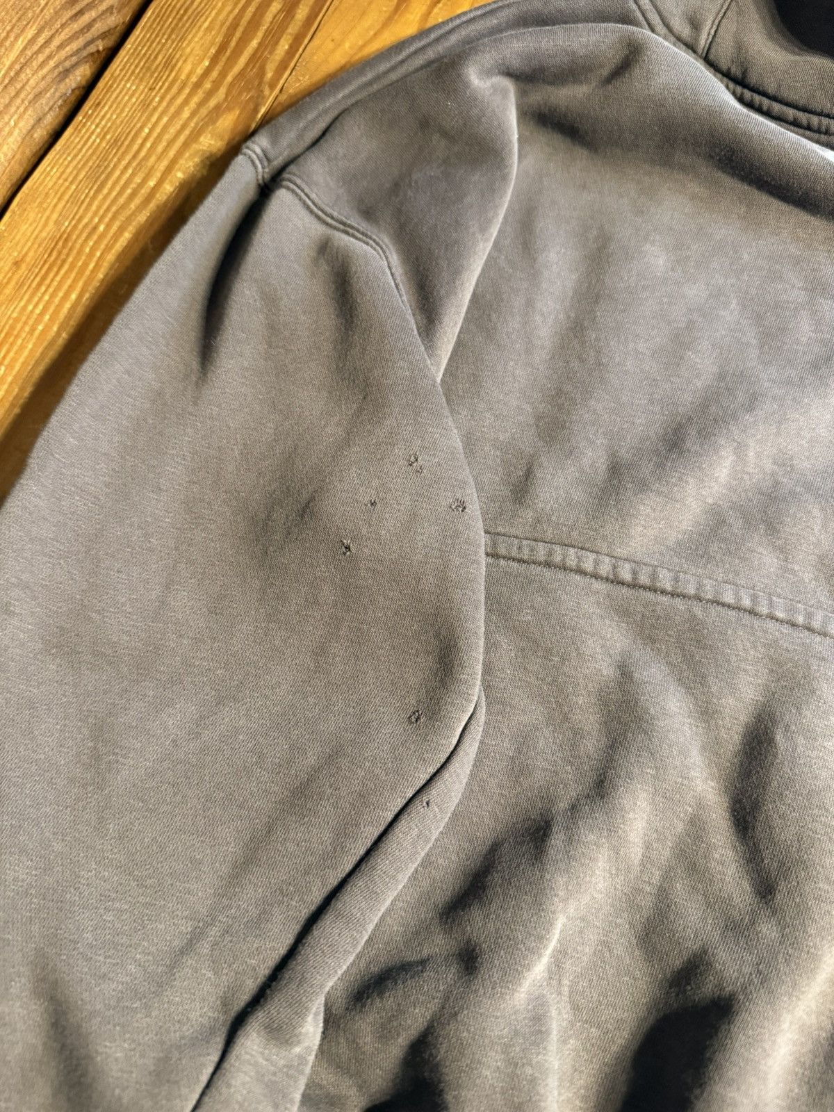 Nike Vintage Y2K Nike Center Swoosh Faded Grey Hoodie Size US L / EU 52-54 / 3 - 4 Thumbnail