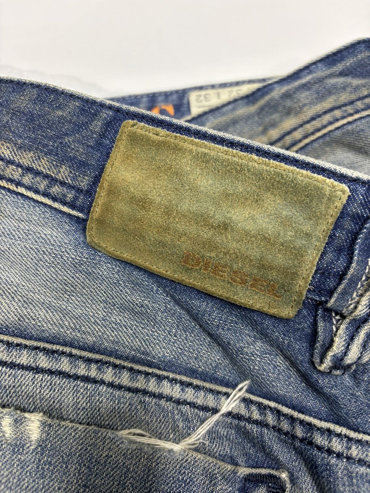 Diesel Vintage Diesel Baggy Jeans Distressed Denim Cropped Size US 34 / EU 50 - 14 Thumbnail