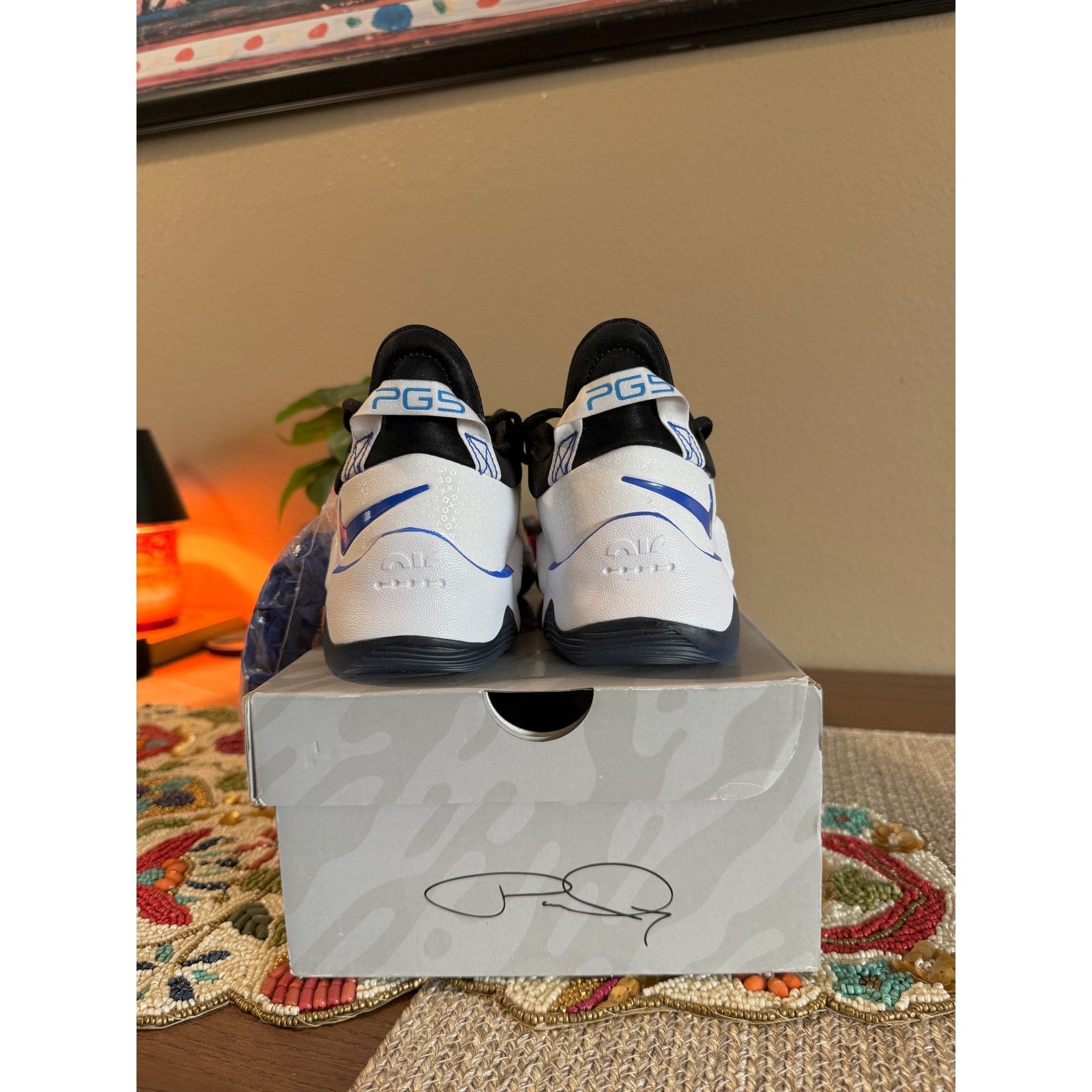 Nike × Sony Nike PG 5 Playstation White Crimson Tint Blue Black PS5 Size US 5.5 / EU 38 - 4 Thumbnail