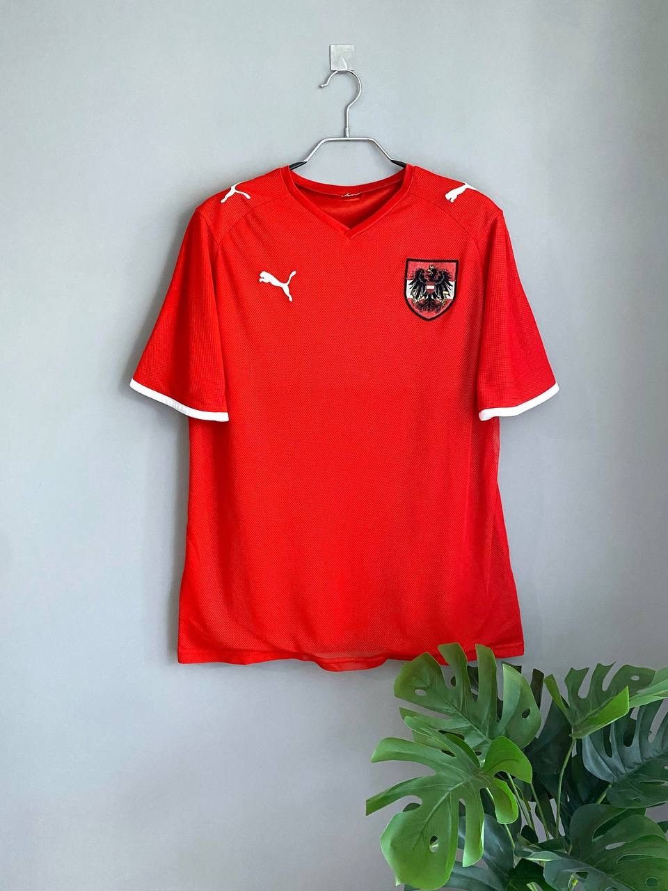 Puma Puma Austria National Team 2008\2009 Home Soccer Jersey, L Size US L / EU 52-54 / 3 - 1 Thumbnail