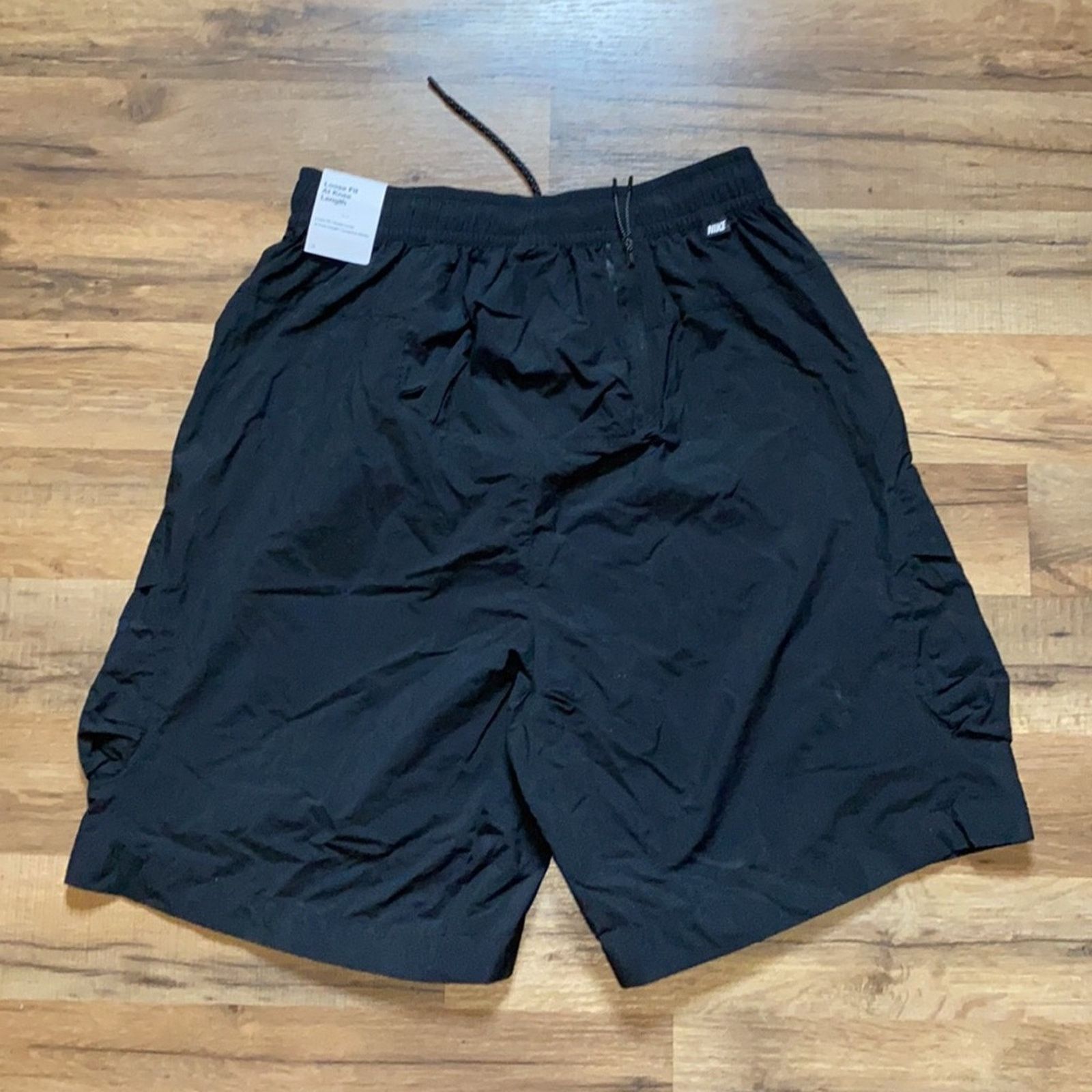 Nike Nike tech woven windbreaker cargo shorts Size US 30 / EU 46 - 8 Thumbnail