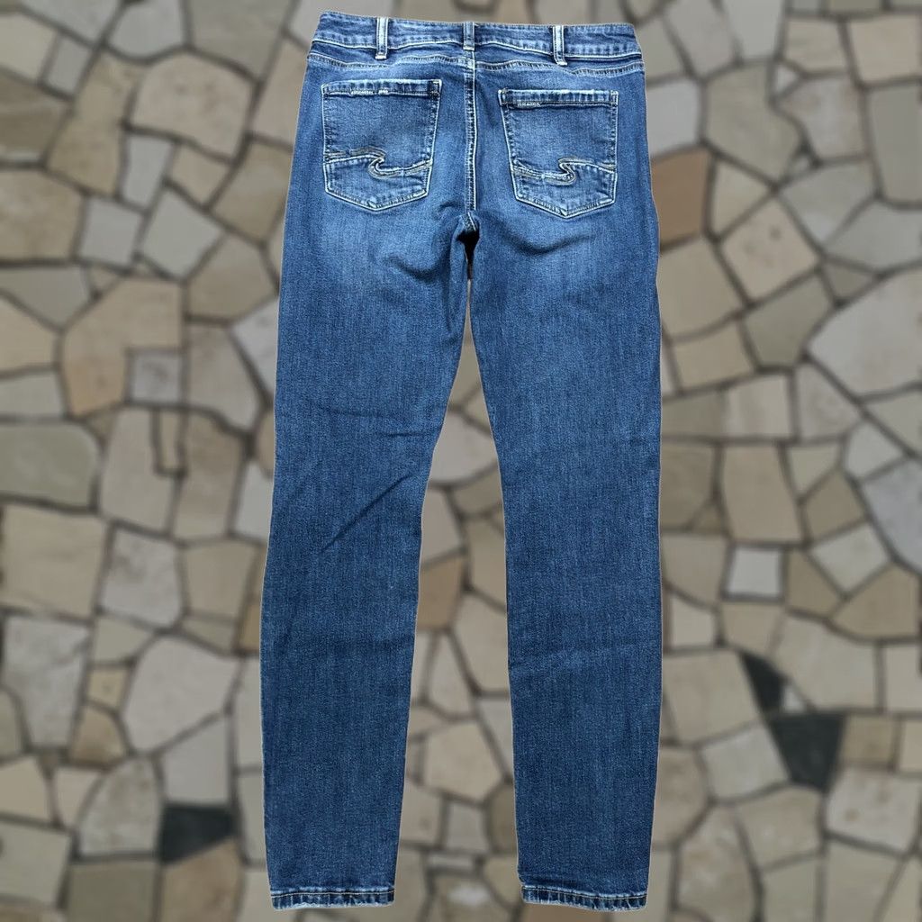 Silver Jeans Co. Silver Jeans Mazy Jeans Womens 30x29 Blue Denim Skinny Stretch Regular Waist 30 Inseam 29 Distressed Casual Logo Cowboy Size 30" / US 8 / IT 44 - 1 Thumbnail