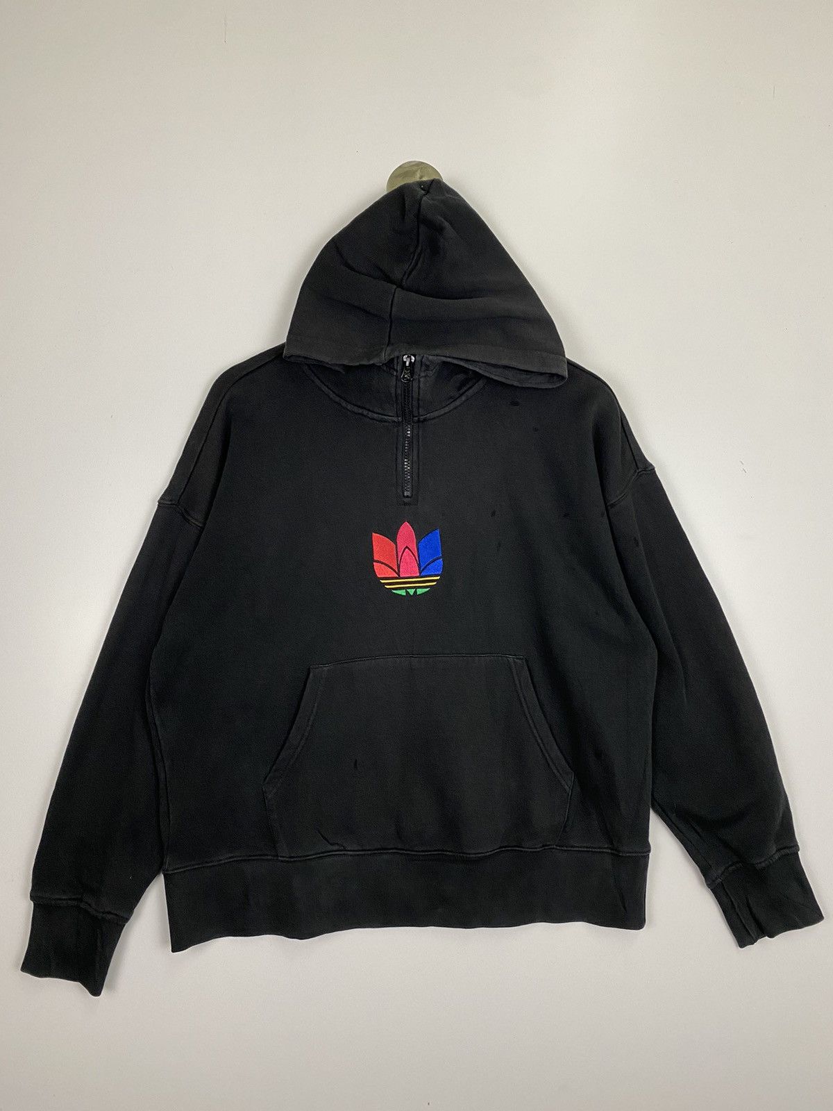 Adidas × Vintage Rare Vintage Adidas Centre Logo Hoodies Size US M / EU 48-50 / 2 - 1 Thumbnail