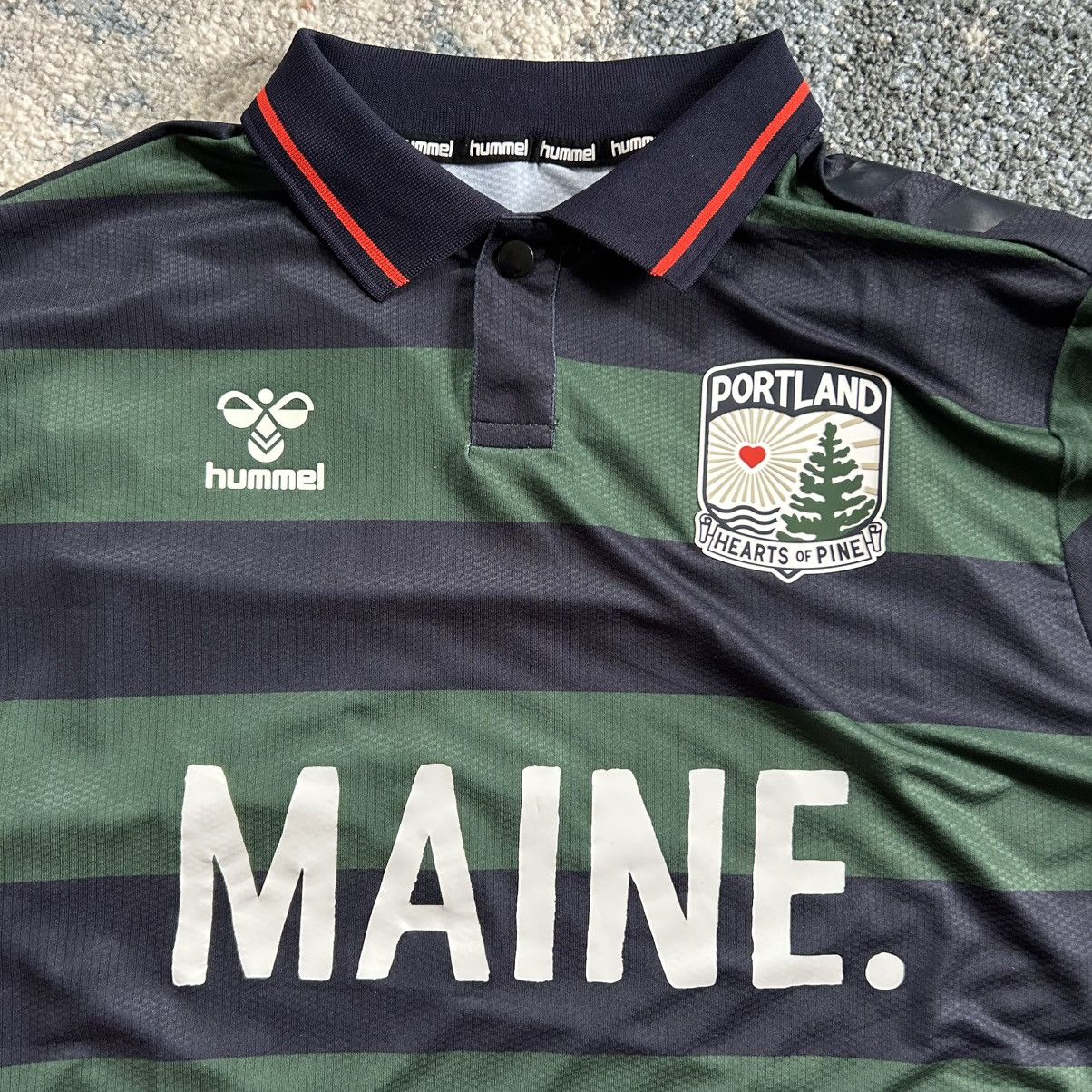 Hummel PORTLAND HEARTS OF PiNE MAiNE WOODS & WATER L/S POLO COLLAR Size US XXL / EU 58 / 5 - 2 Thumbnail