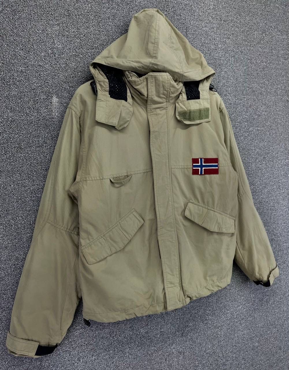 Napapijri × Vintage Vintage Napapijri Geographic Hooded Zip Up Jacket Size US XS / EU 42 / 0 - 7 Thumbnail