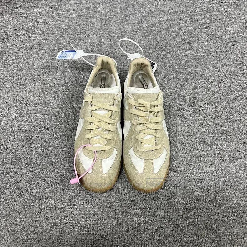 Maison Margiela Maison Margiela White Casual Sneakers Size 36.5. Size US 7 / IT 37 - 3 Thumbnail
