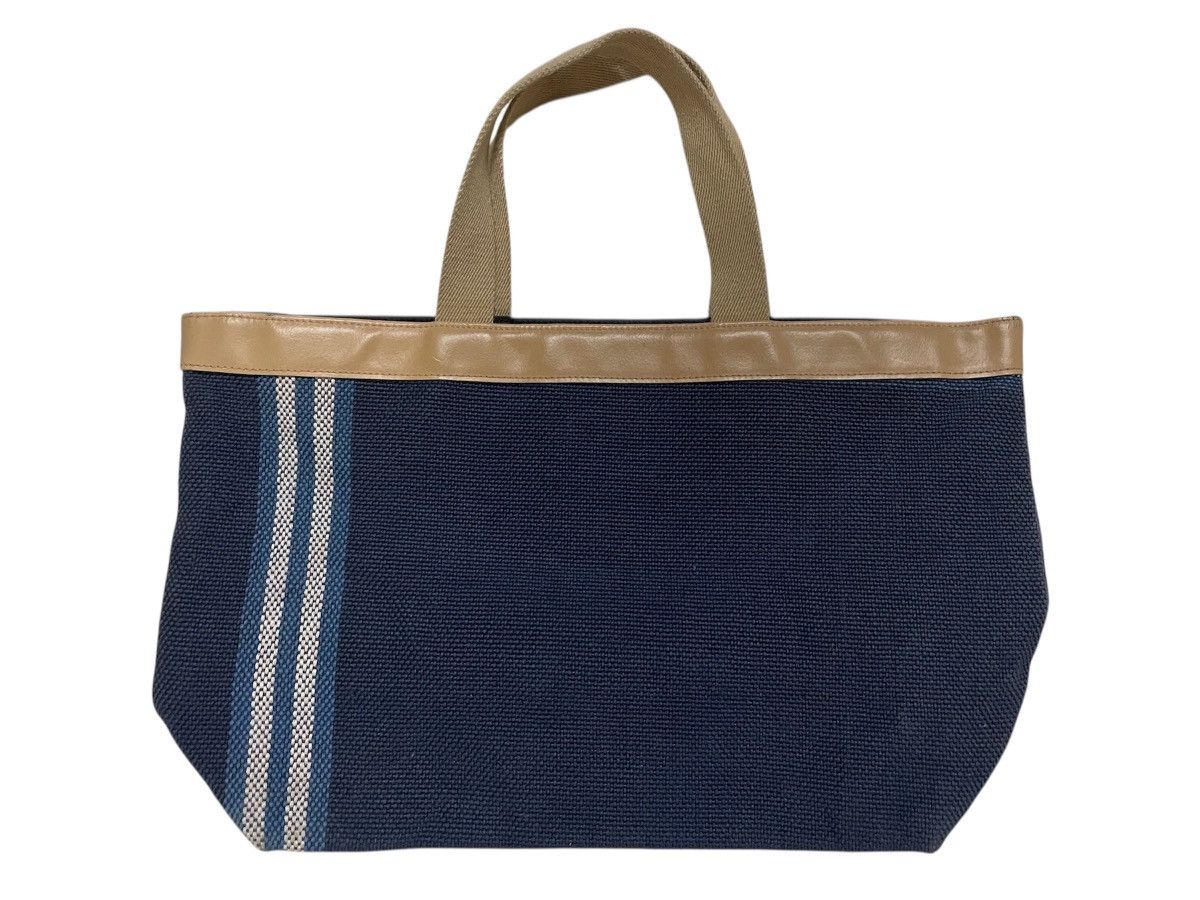 Burberry Burberry Blue Tote Bag Size ONE SIZE - 1 Thumbnail