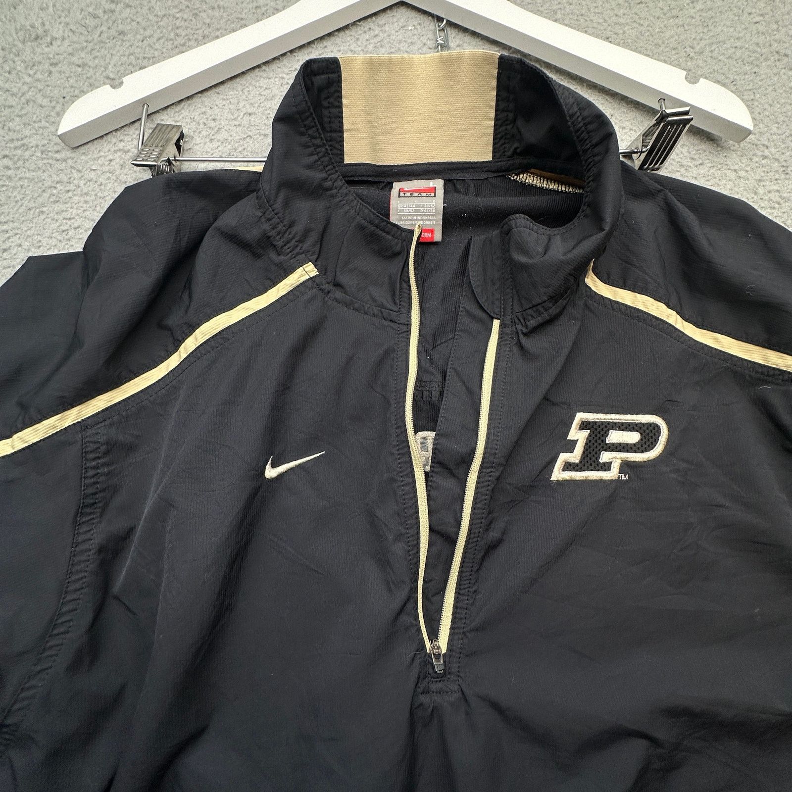 Nike Nike Team Fit Storm Purdue Boilermakers 1/4 Zip Windbreaker Size US L / EU 52-54 / 3 - 13 Thumbnail