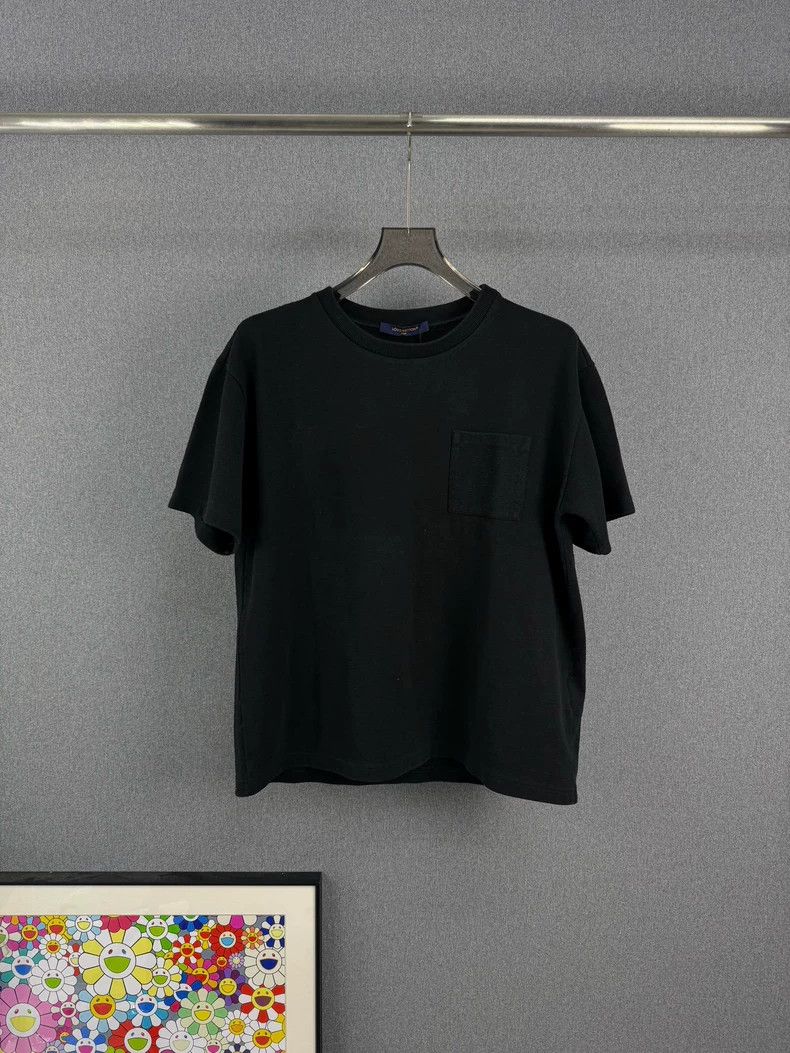 Louis Vuitton Louis Vuitton New Black Pocket Dark Lines Full LOGO Short Size US L / EU 52-54 / 3 - 1 Thumbnail