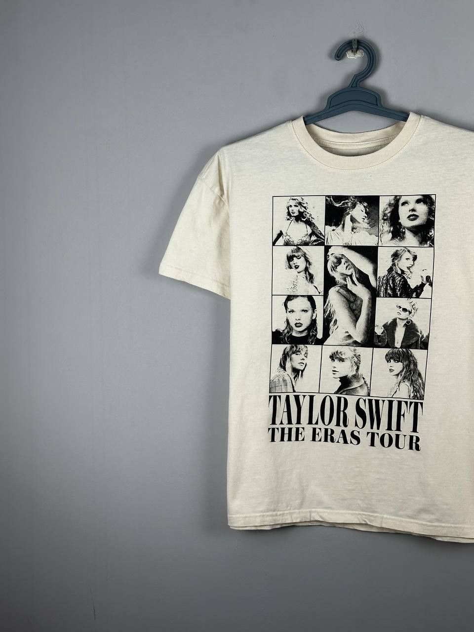 Band Tees Taylor Swift The Eras Tour Rare Printed T Shirt Size XS / US 0-2 / IT 36-38 - 2 Thumbnail
